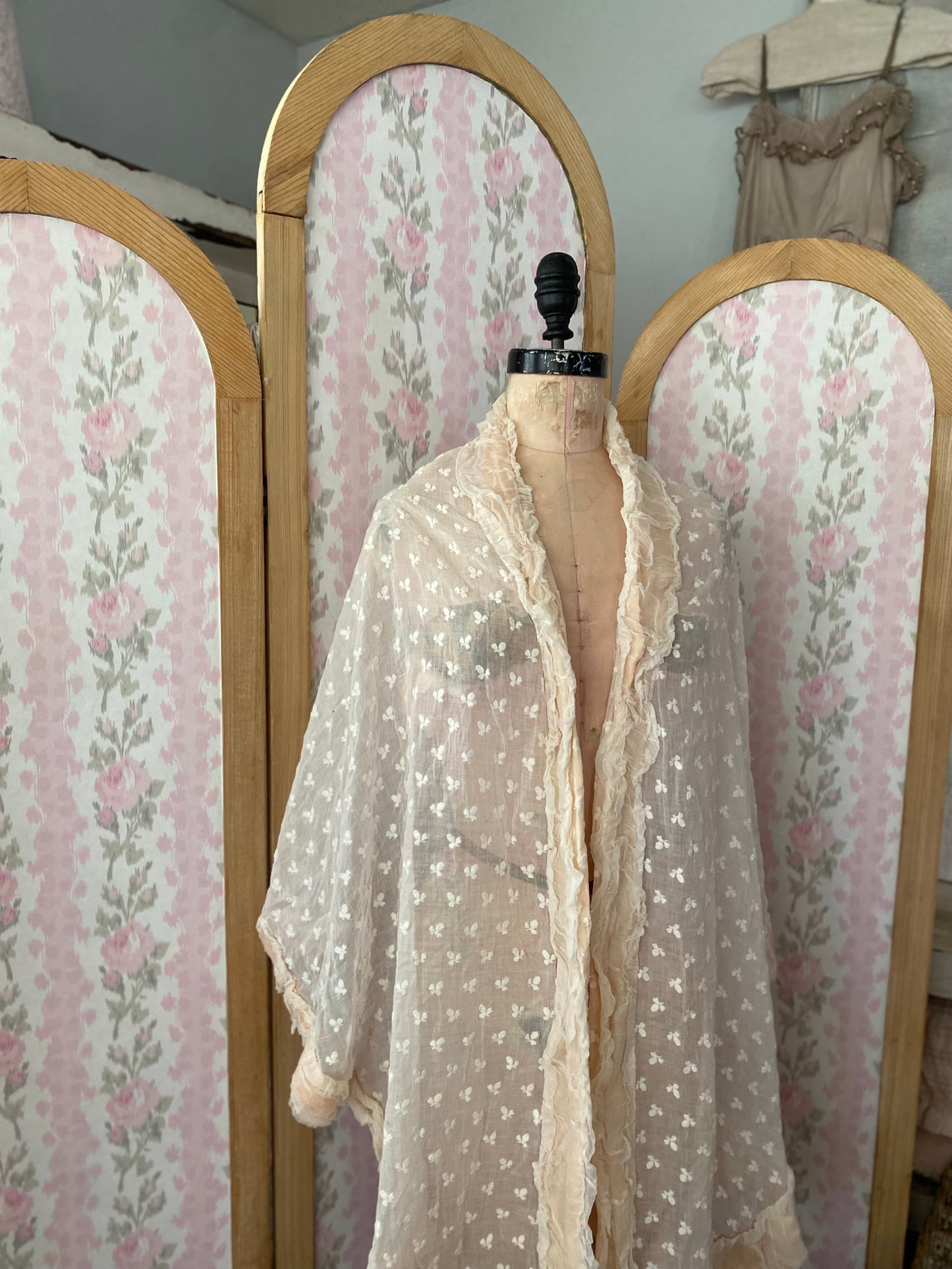 Antique White Pink Shawl