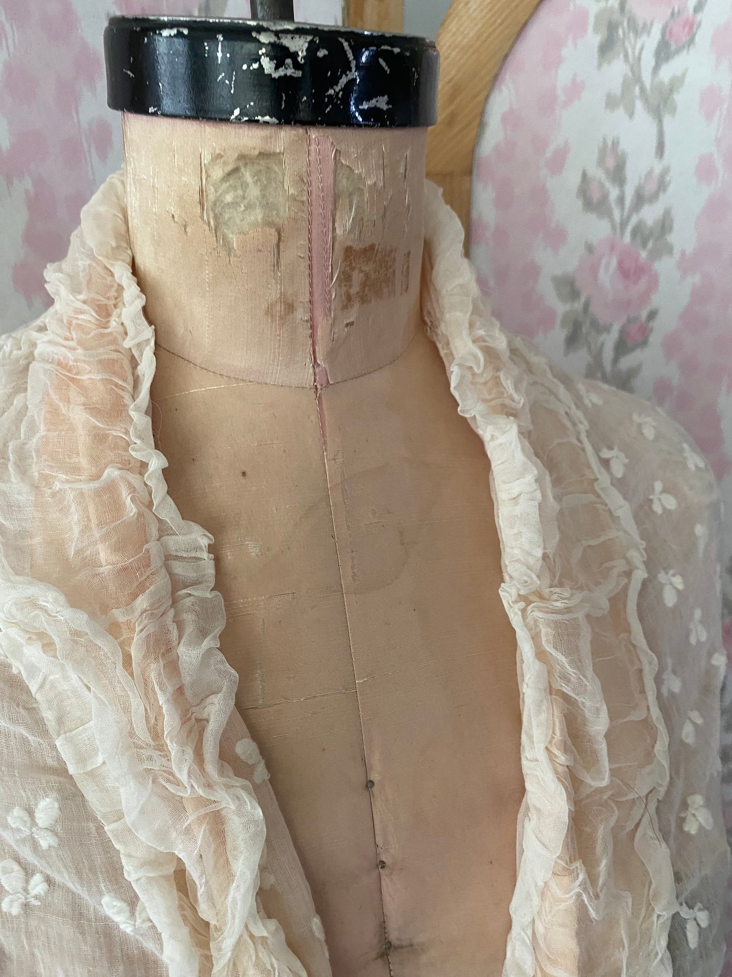 Antique White Pink Shawl