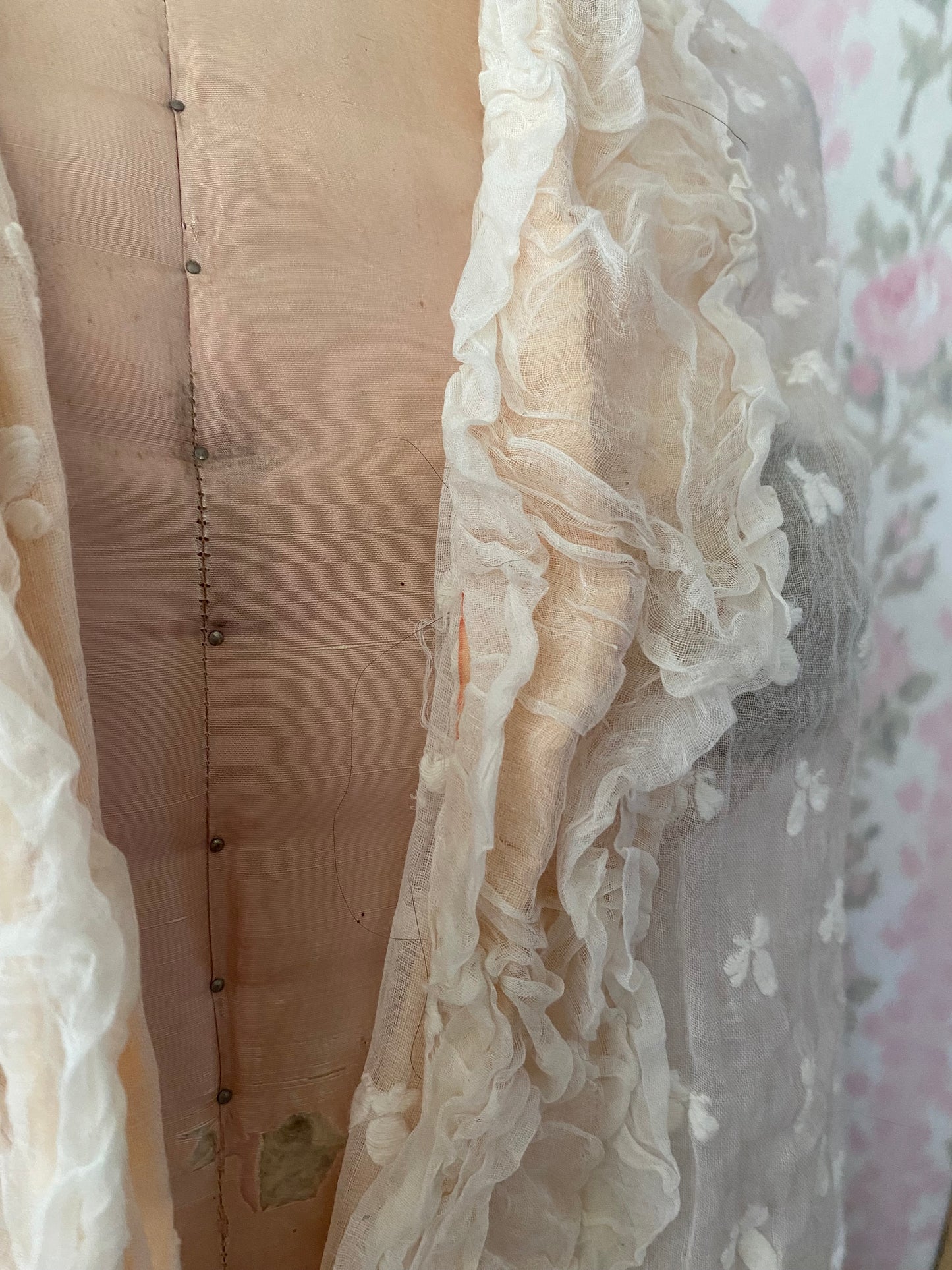 Antique White Pink Shawl