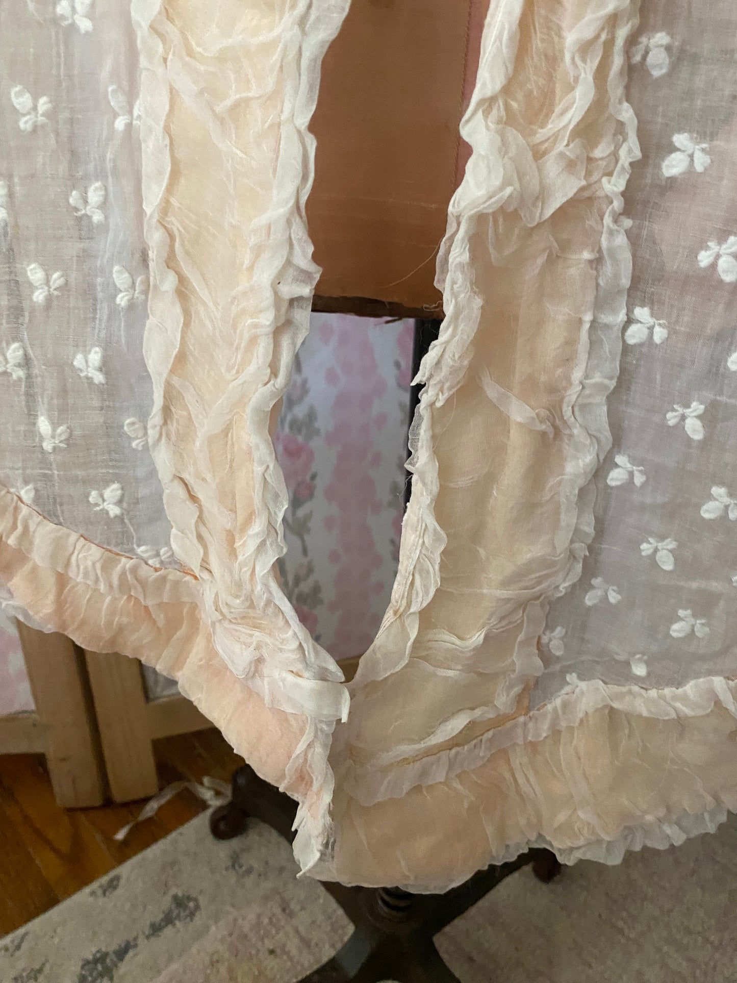 Antique White Pink Shawl