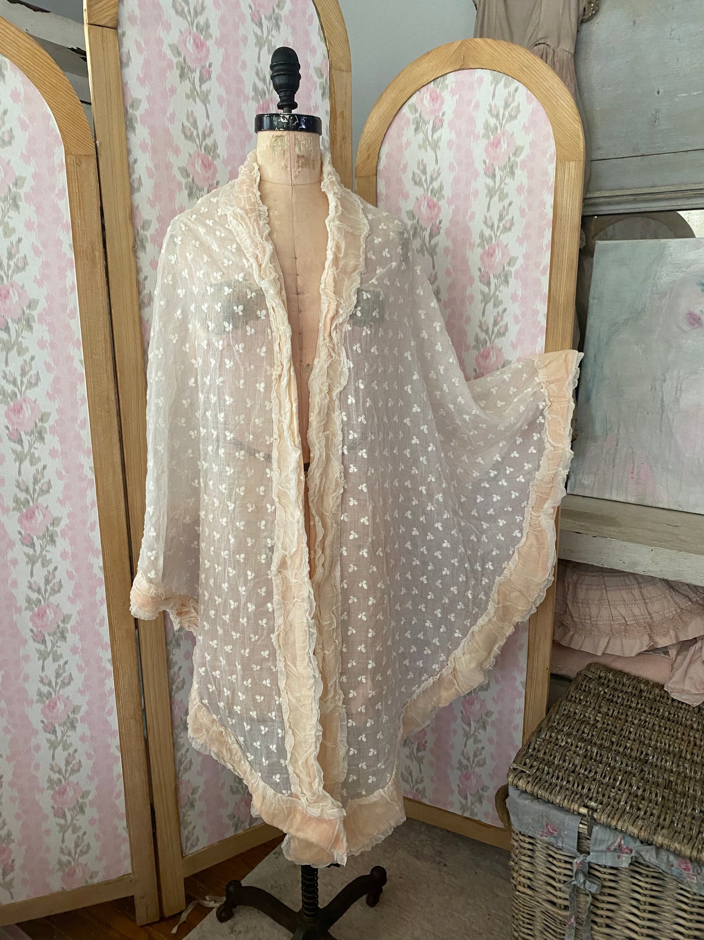 Antique White Pink Shawl