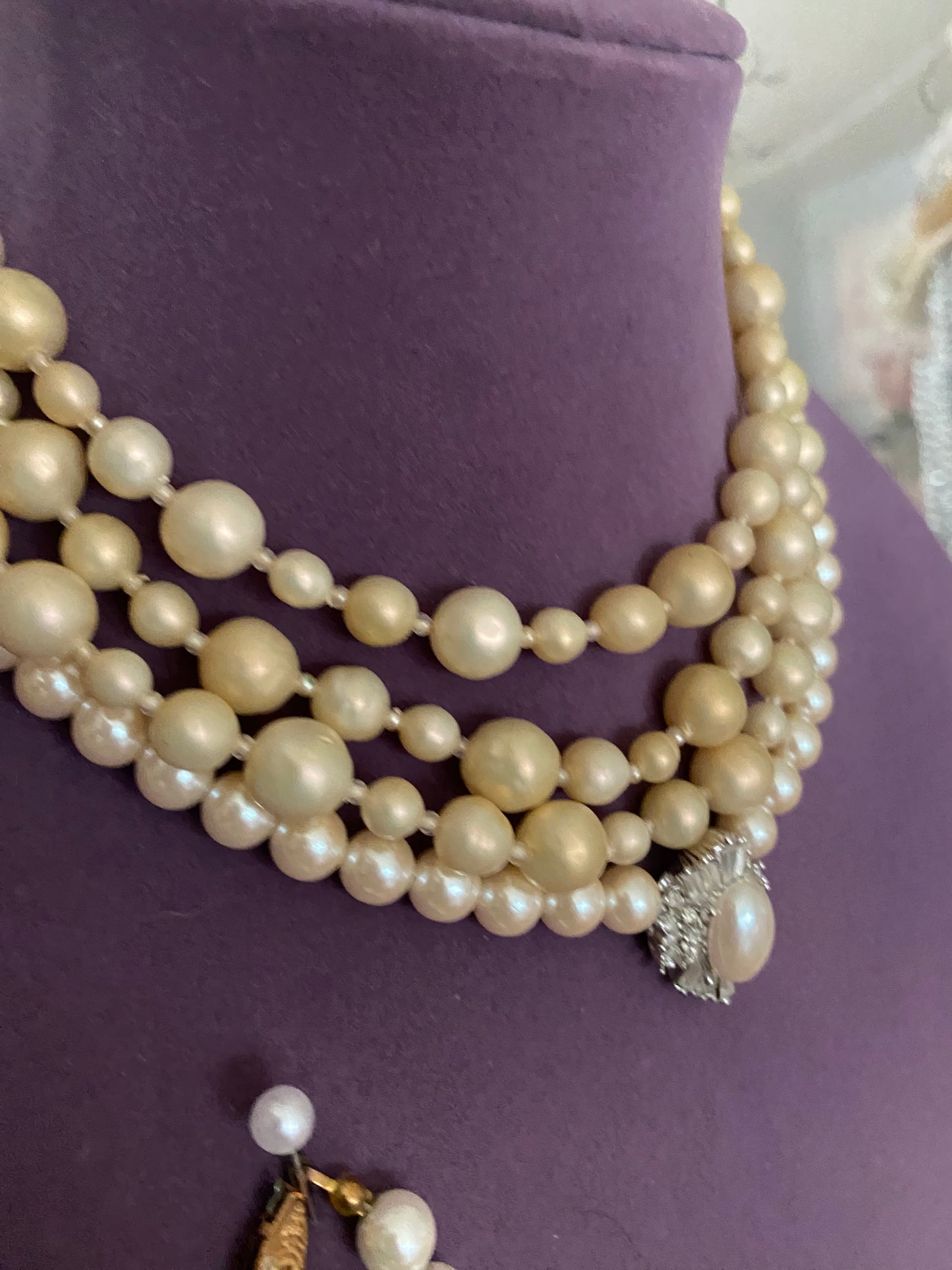 Collection PINK Vintage Costume Jewelry