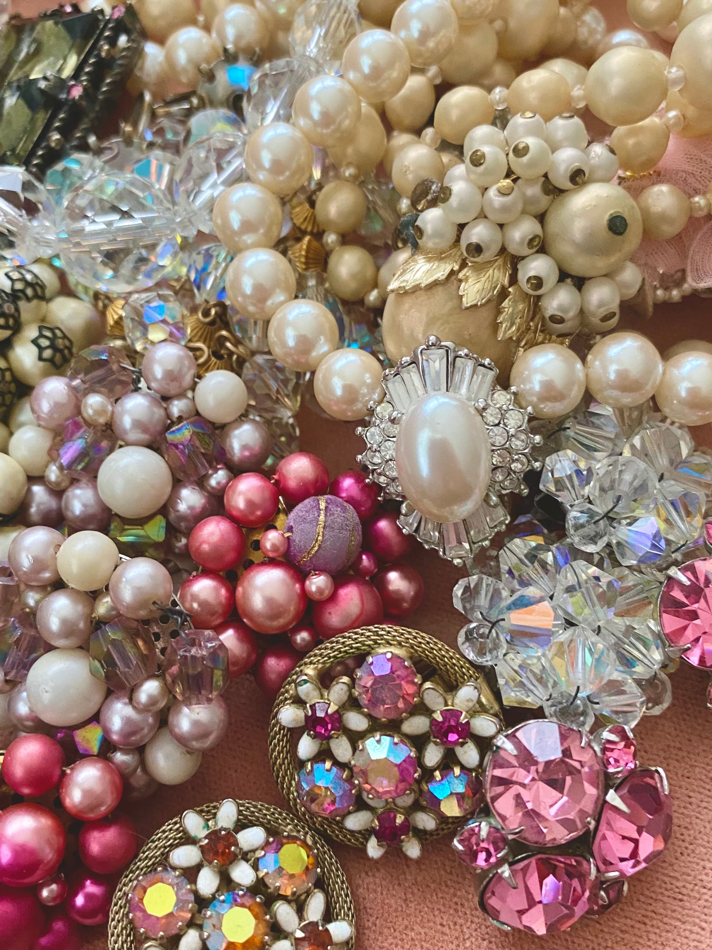 Collection PINK Vintage Costume Jewelry