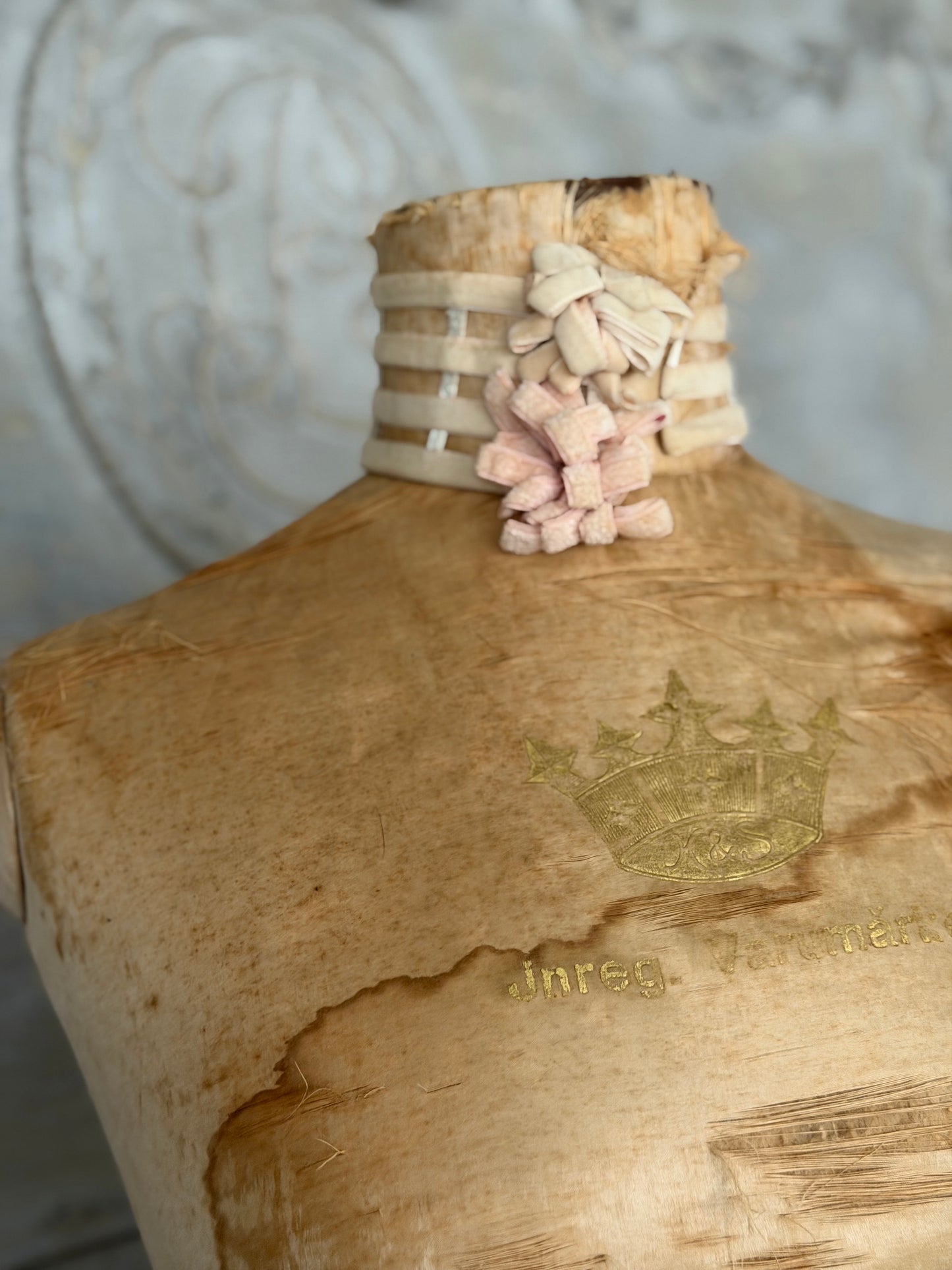 Antique Pink Velvet Gate Ribbon Rosette Collar