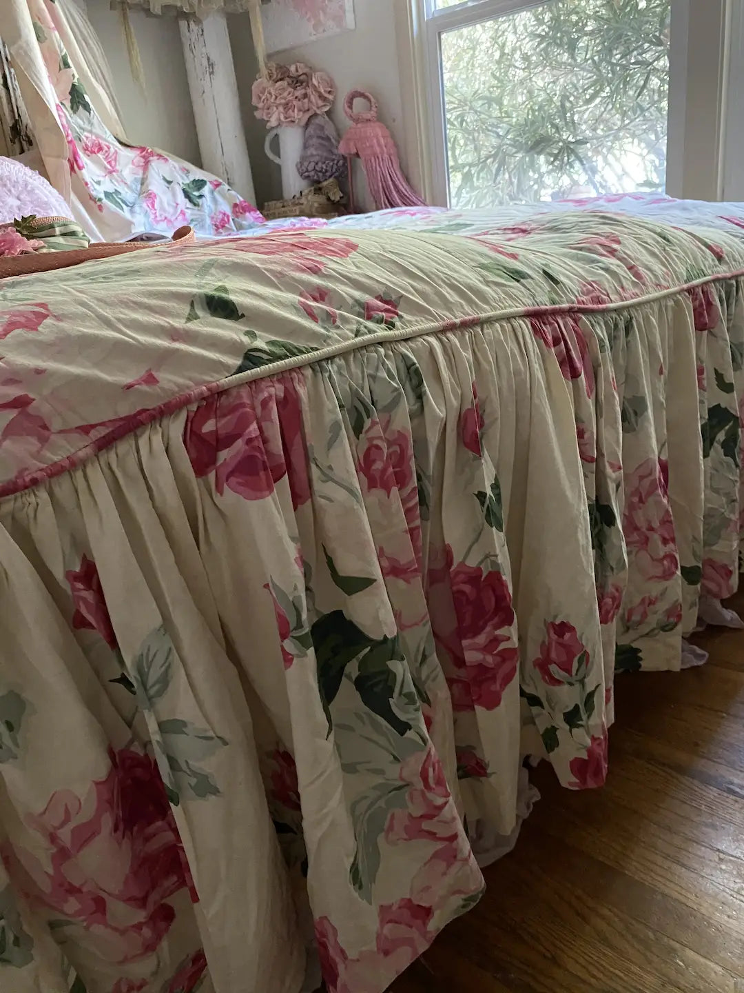 Vintage Bedroom Set Pink Roses Ruffled Coverlet Curtains Bed Canopy Drapes