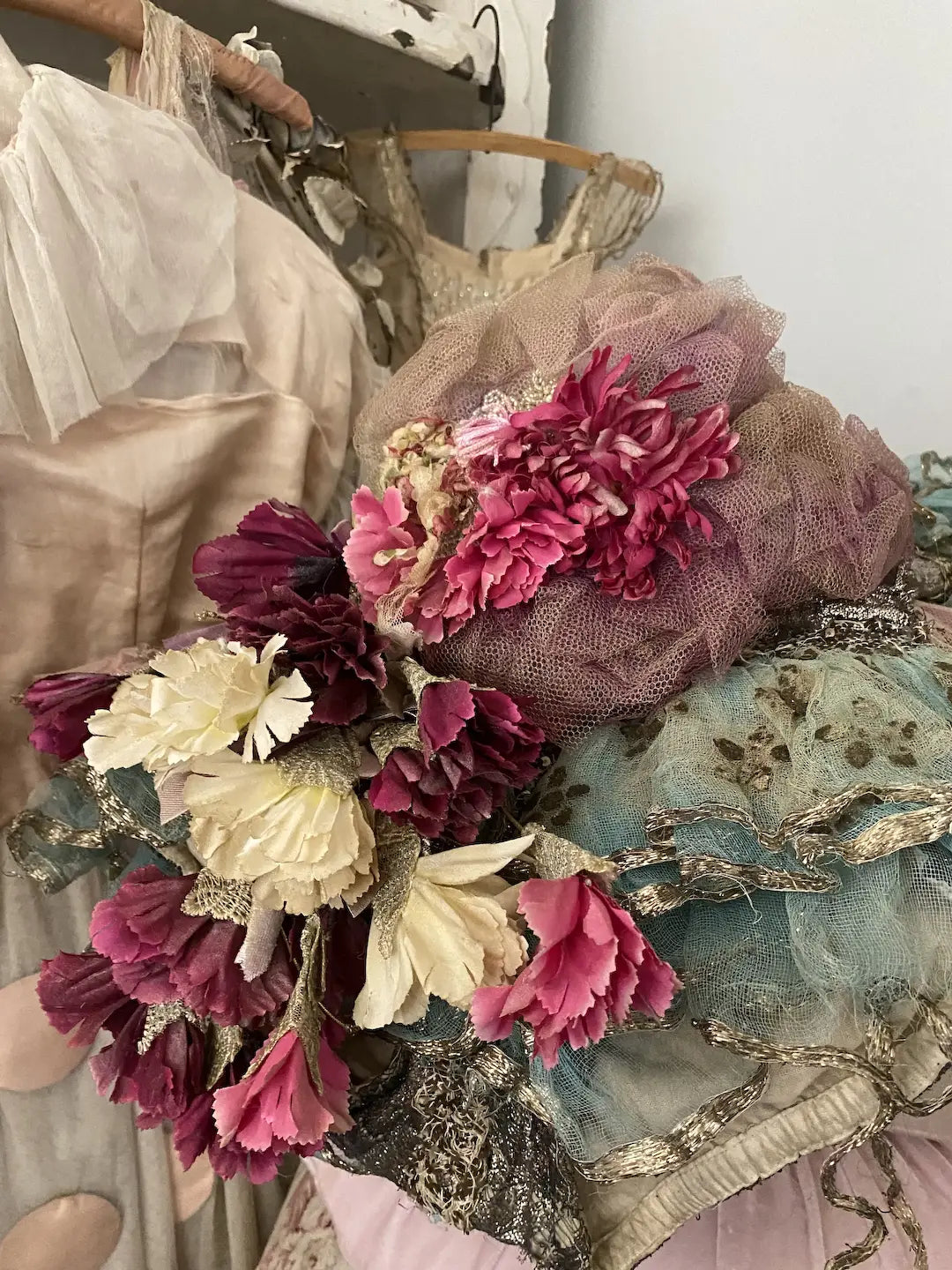 Vintage Headdress Flowers Lace Tulle Showgirl