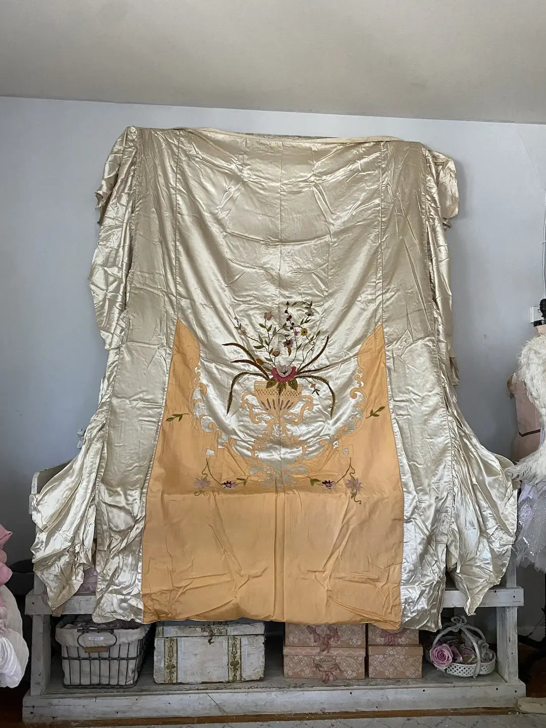 Vintage 1930s 7pc Satin Boudoir Bedspread Set