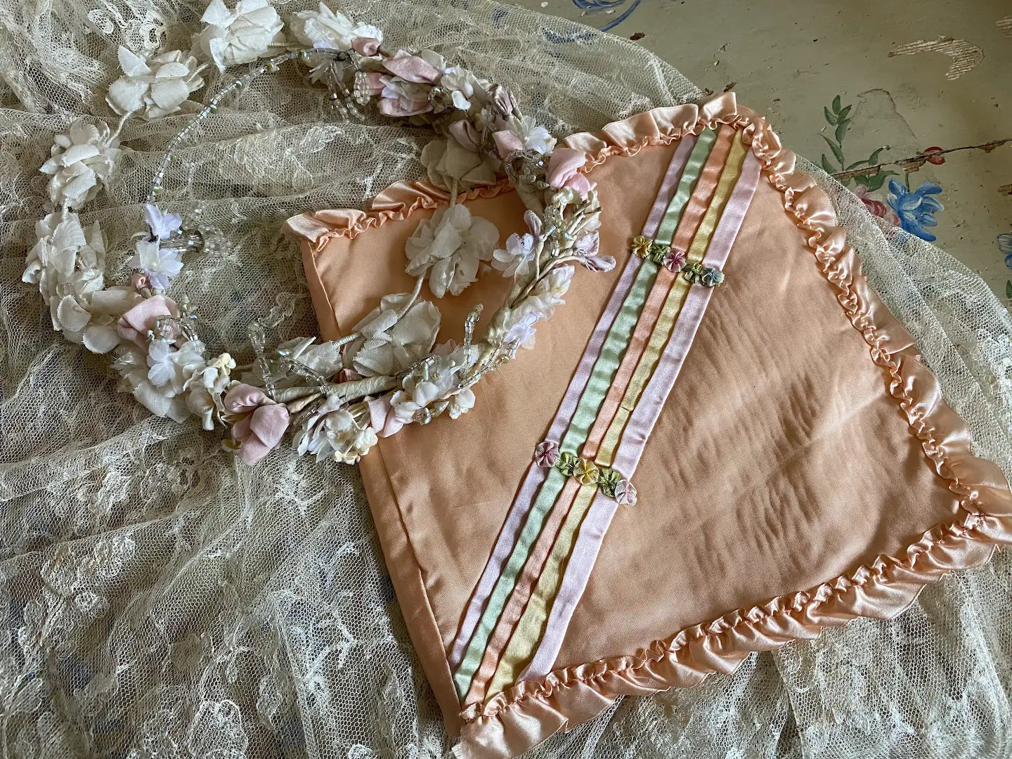 Vintage Hankie Delicates Holder Ribbonwork