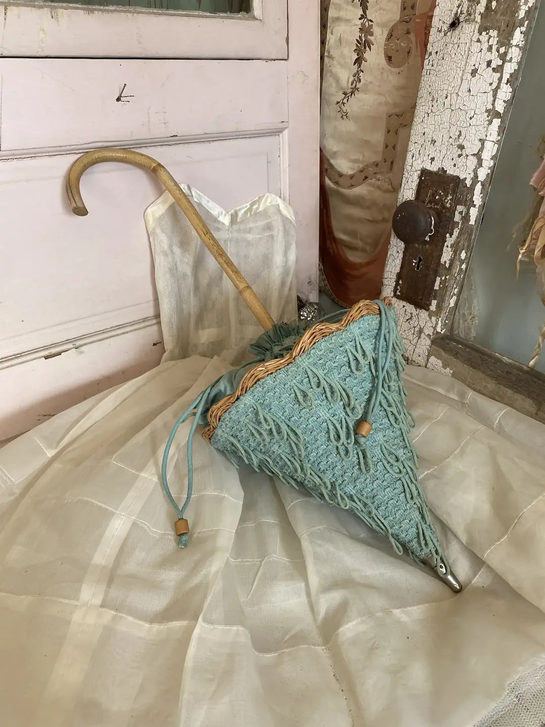 Vintage Wicker Parasol Umbrella Purse