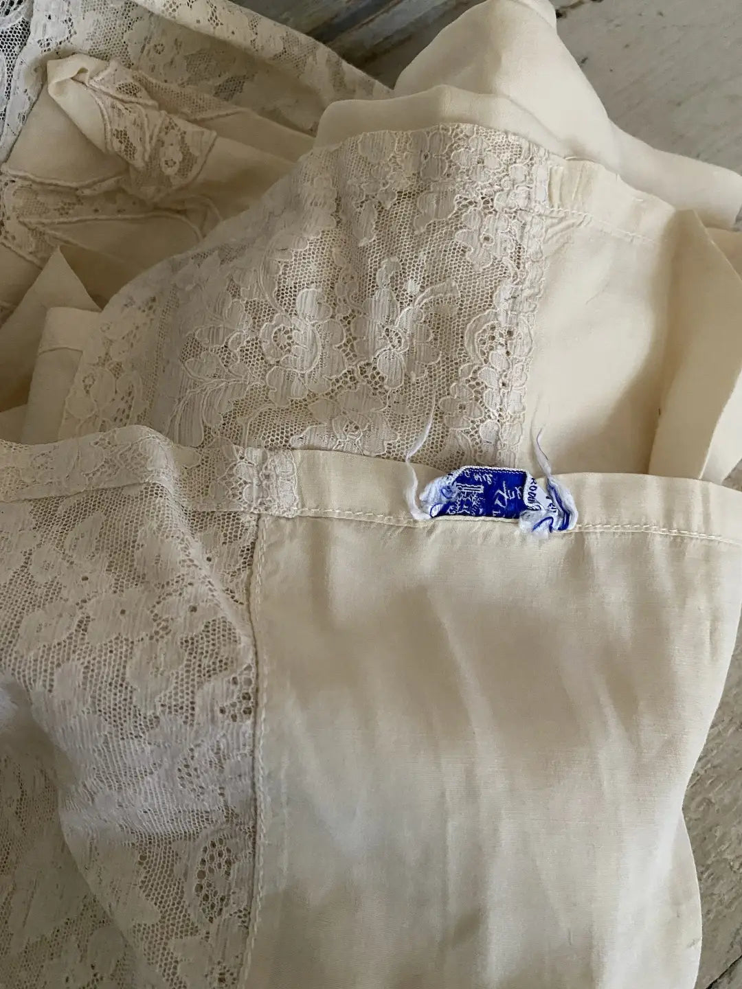 Vintage c1940 Bed Sheet Coverlet Lace Monogram