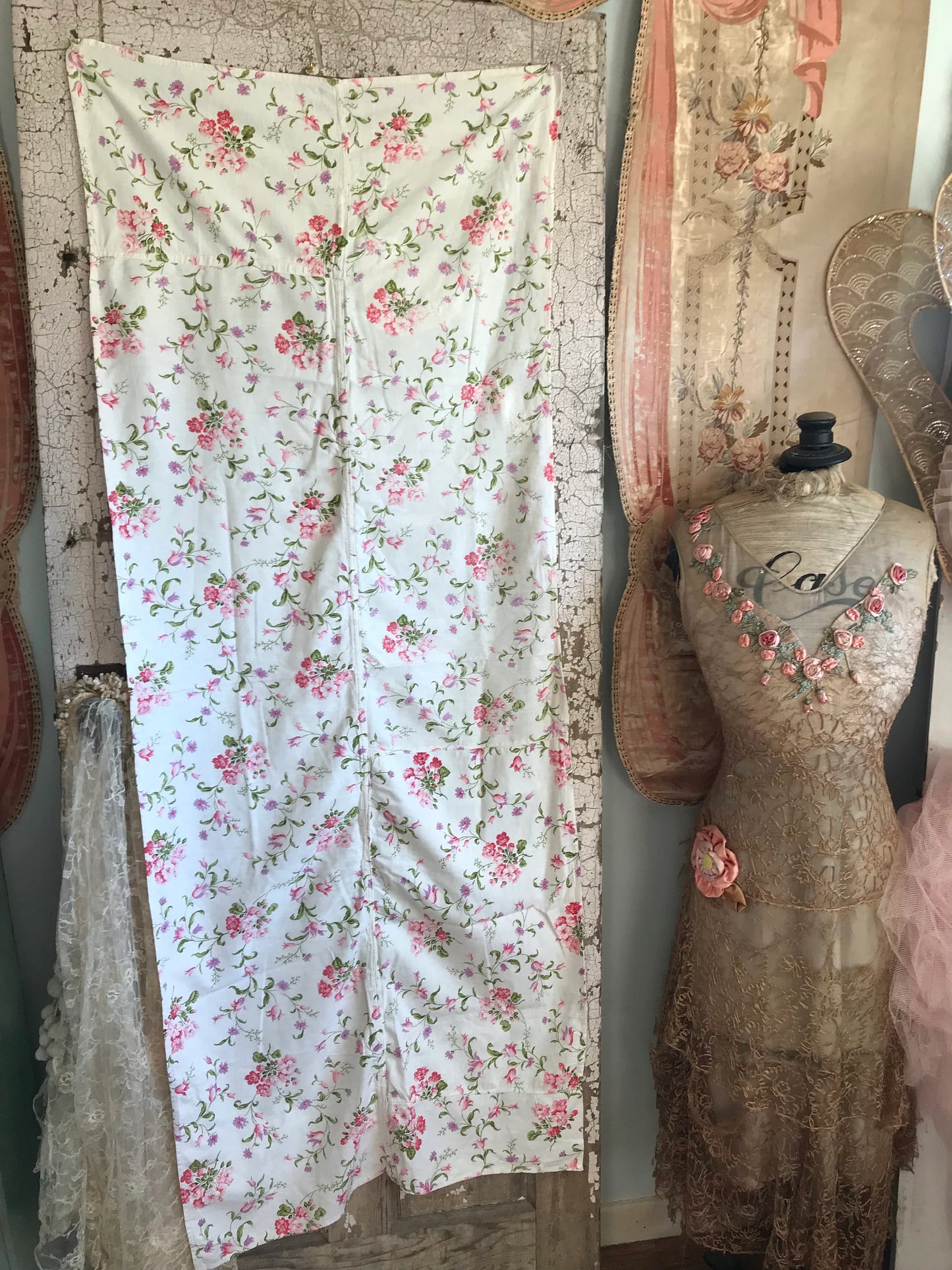 Vintage French Fabric White Pink Lavender Flowers