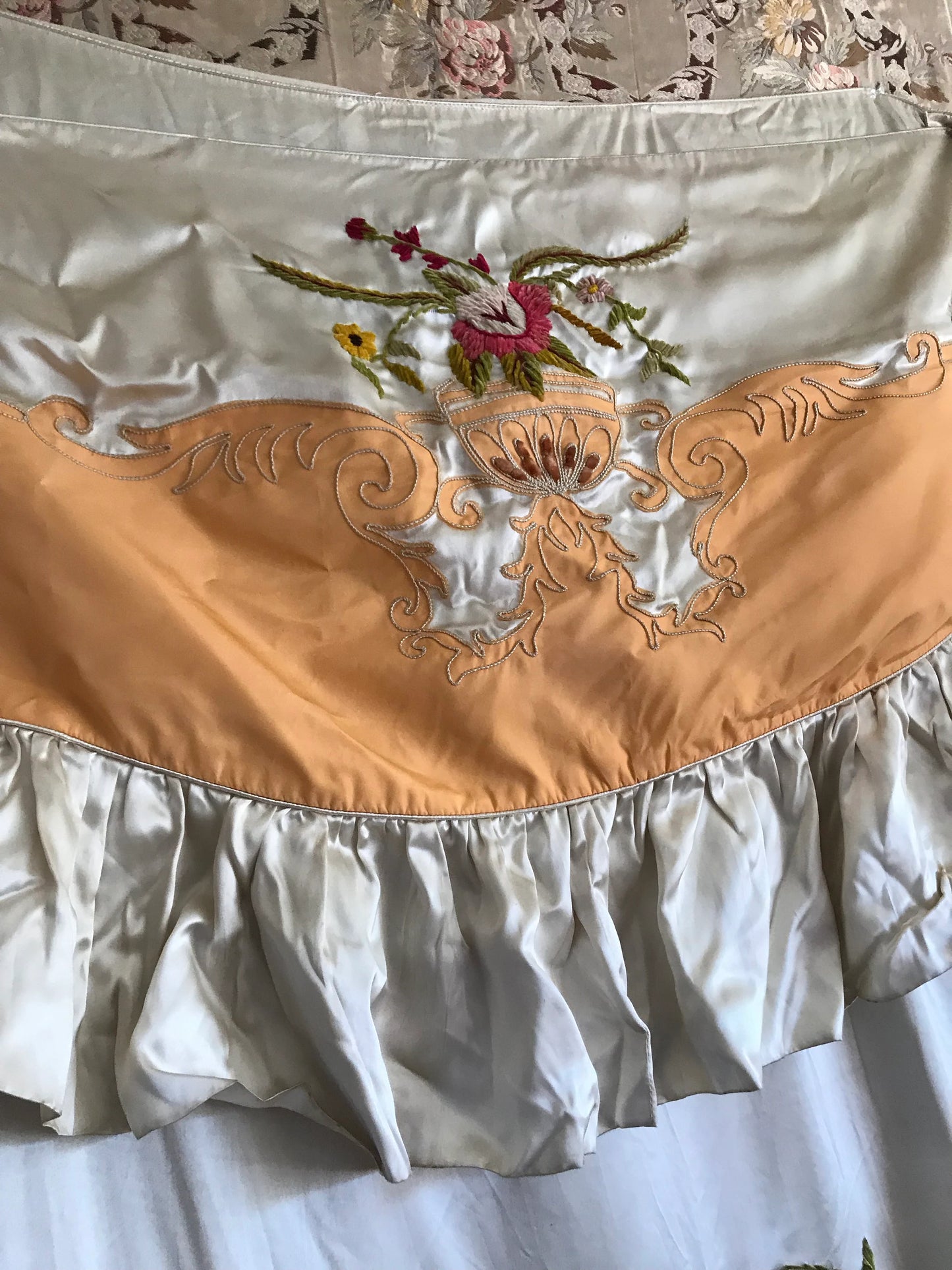 Vintage 1930s 7pc Satin Boudoir Bedspread Set