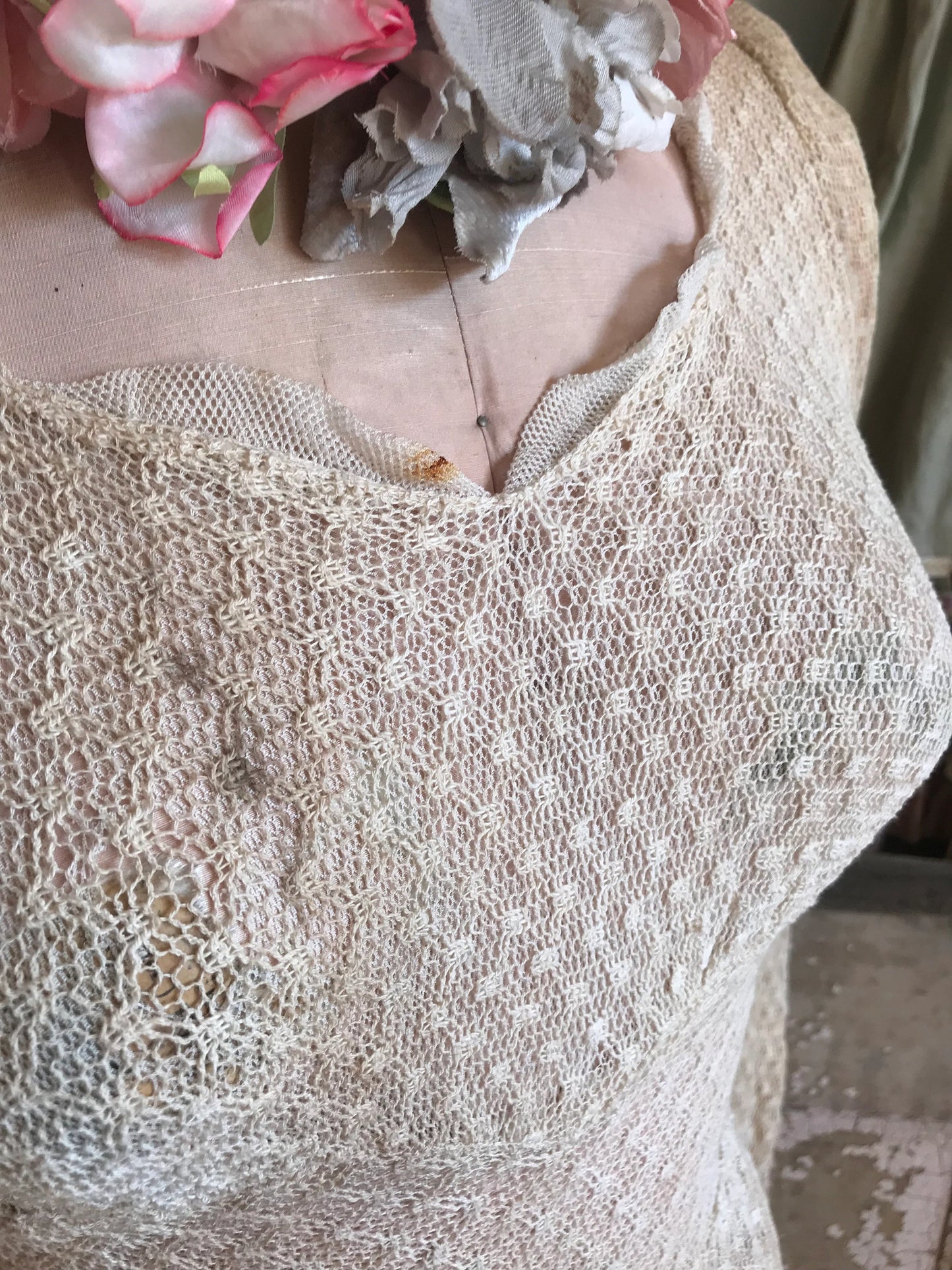Antique Lace Wedding Dress Long Train