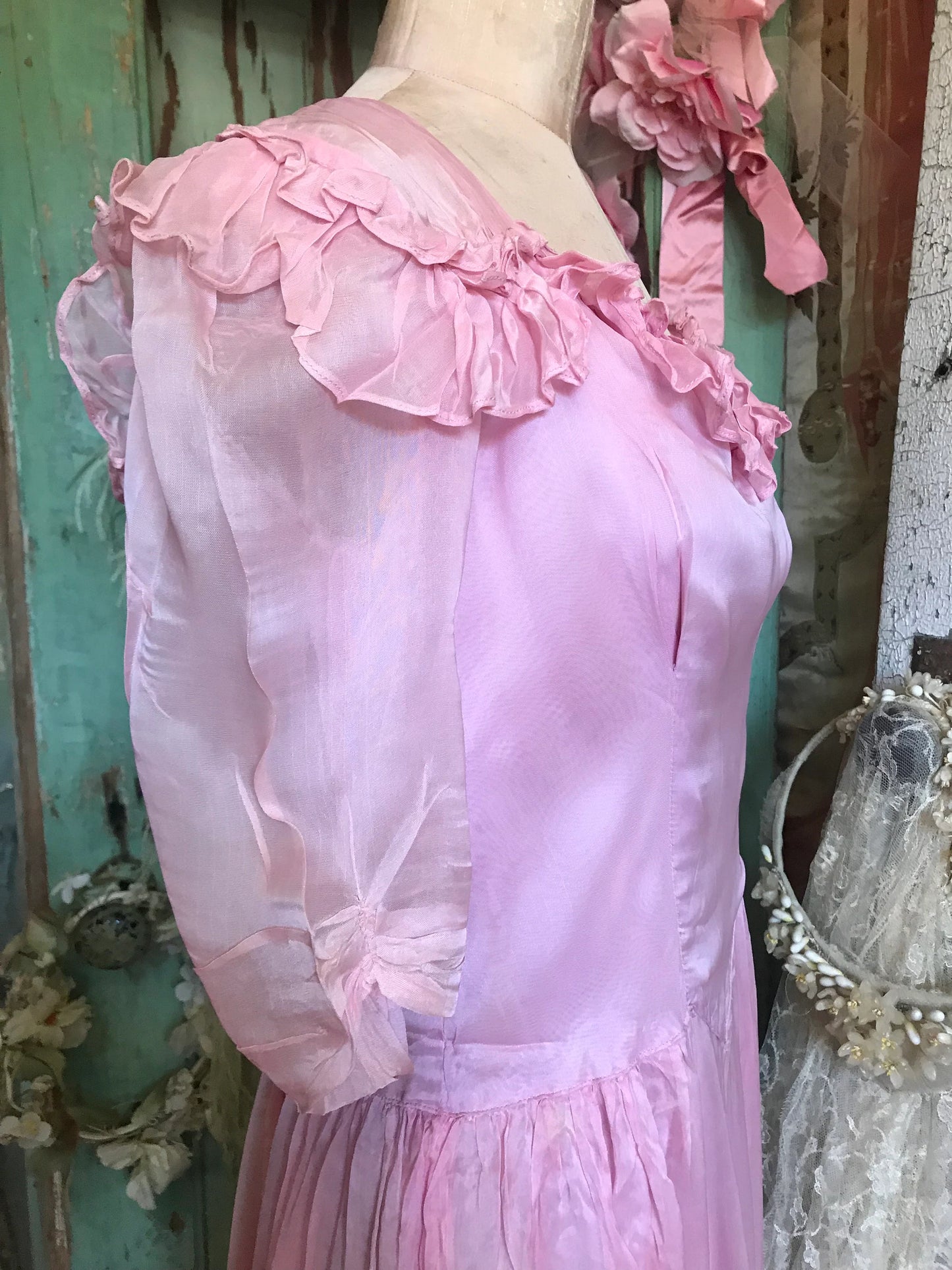 Vintage Pink Ruffled Prom Dress