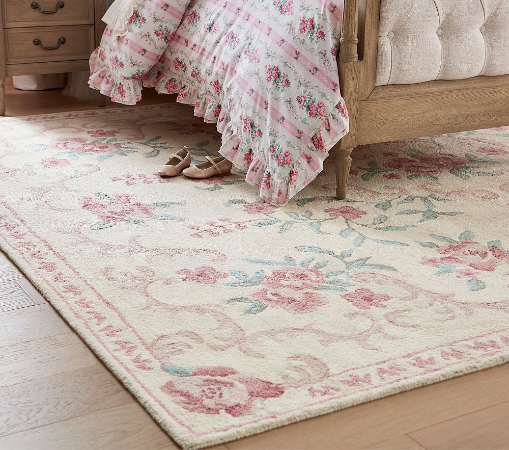 LOVESHACKFANCY Pottery Barn 8x10 Pink Medallion Rug
