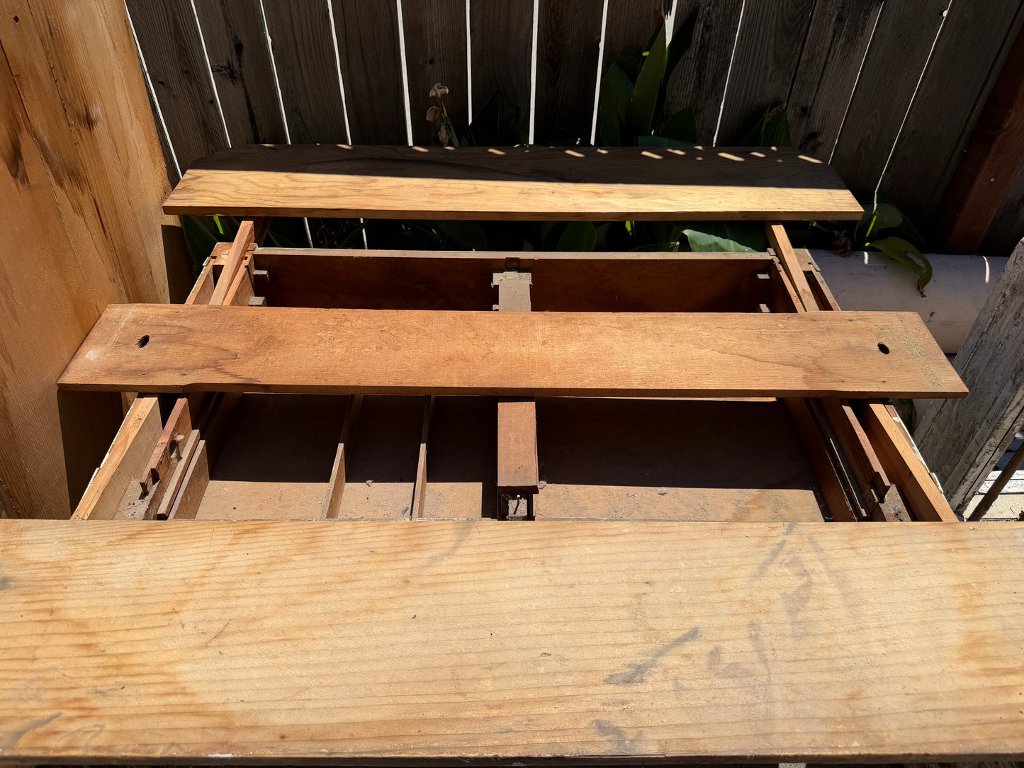 Antique Chippy Shabby Chic Expandable Table