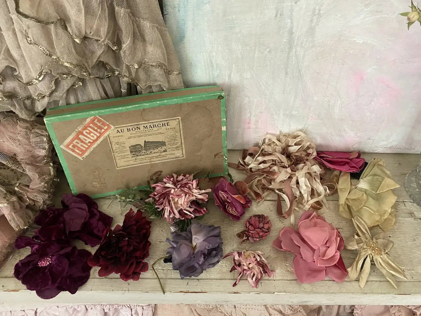 Antique Box French Millinery Flowers Au Bon Marche