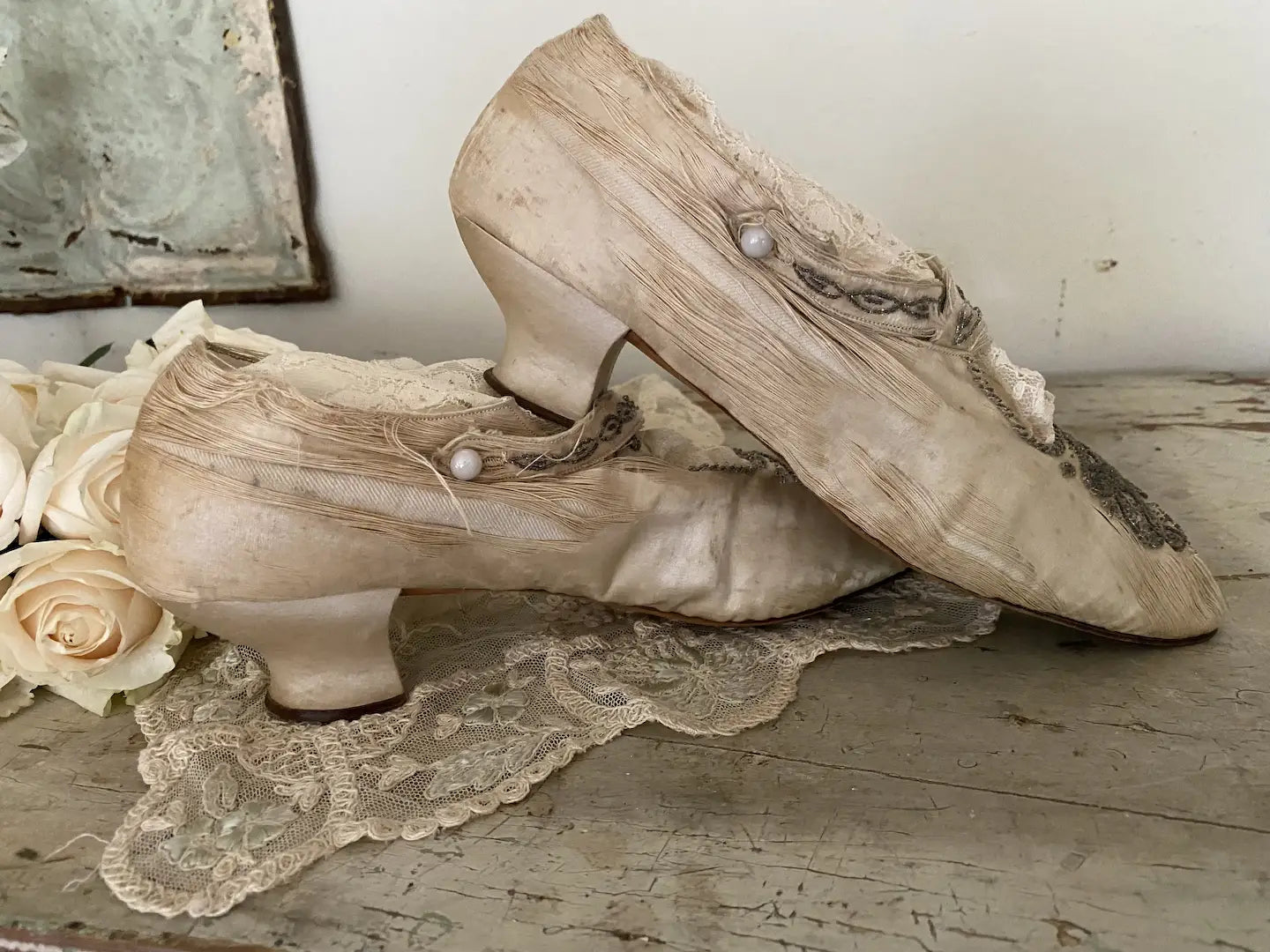 Antique Shoes Timeworn Silk Milkglass Buttons