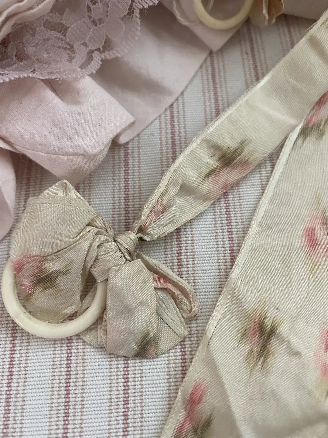 Antique Pink Floral Silk Ribbon Bows Sewing Rings