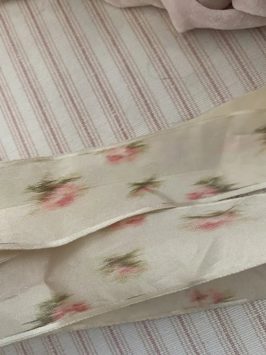 Antique Pink Floral Silk Ribbon Bows Sewing Rings