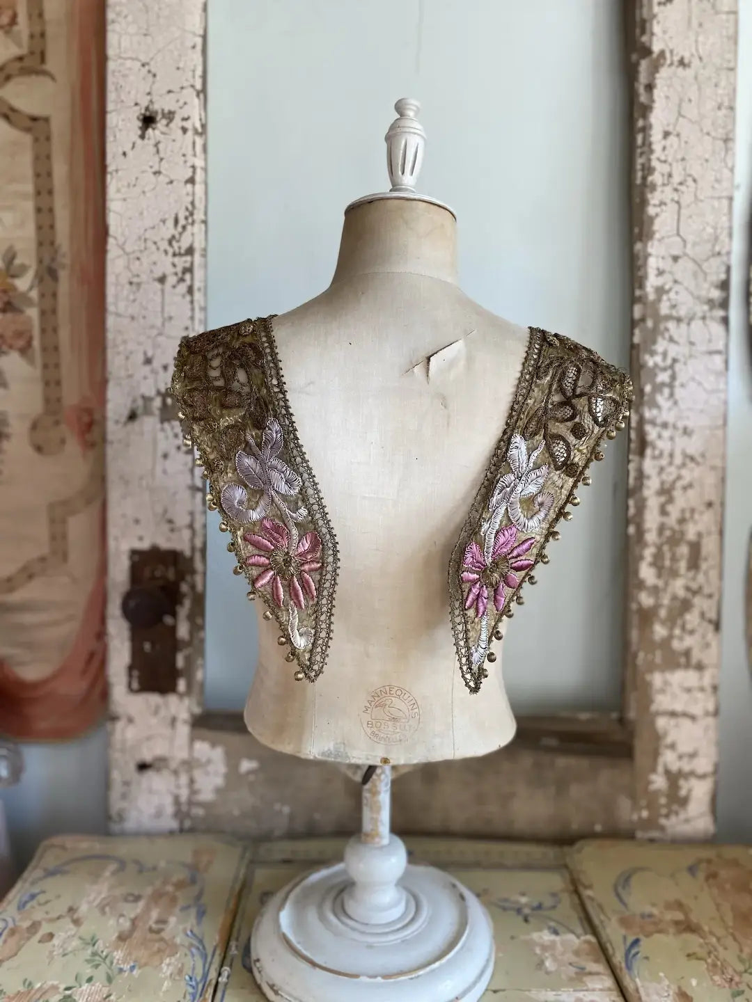 Antique Museum Piece 1920s Collar Gold Lame Lace Silk Embroidered Pink