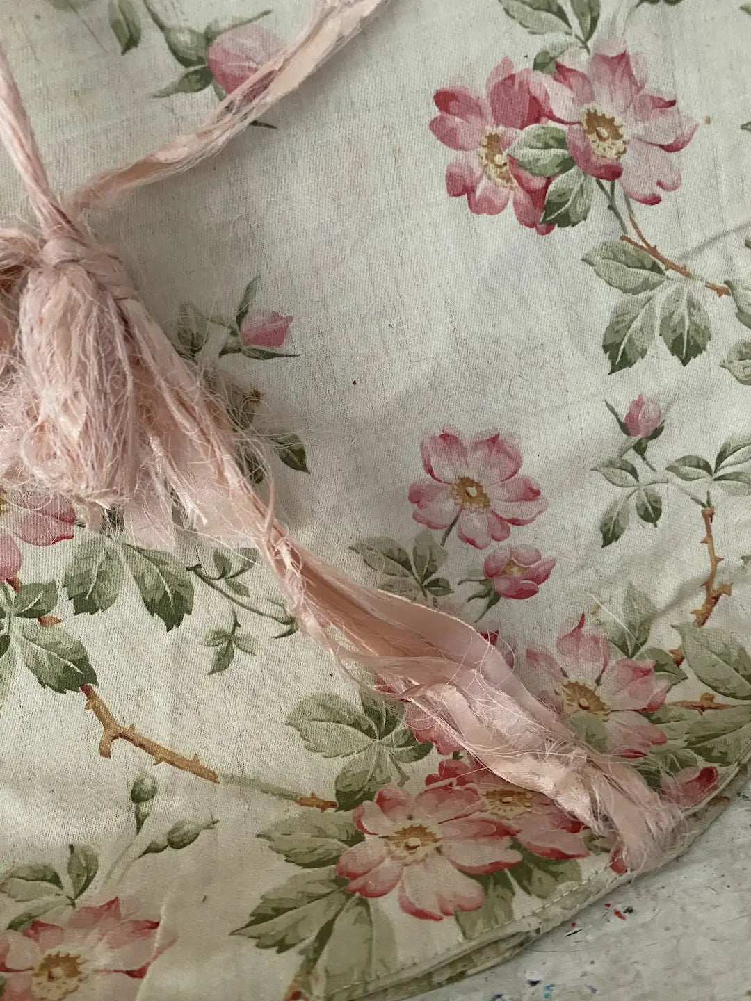 Antique Pink Fabric Holder Case