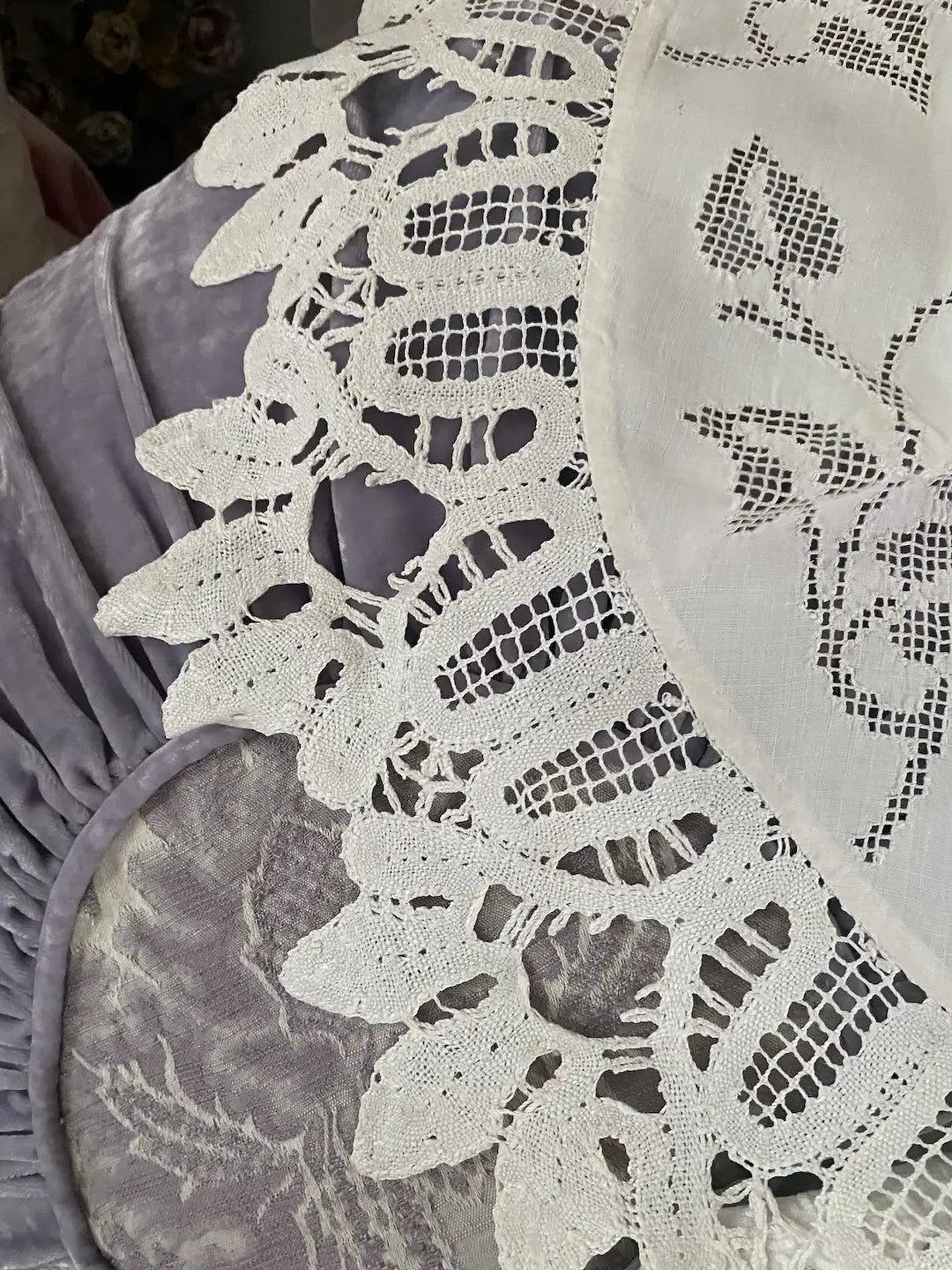 Antique Lace Tablecloth White Round Shabby Chic