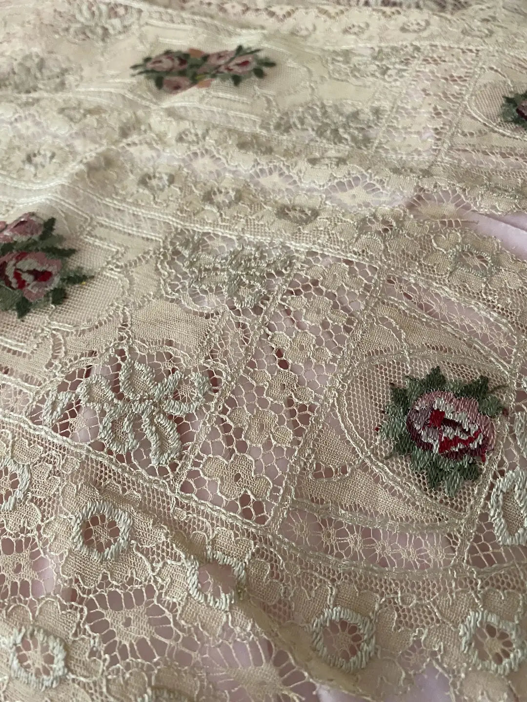 Antique Collection Lace Embroidered Silk Pink Roses Panels