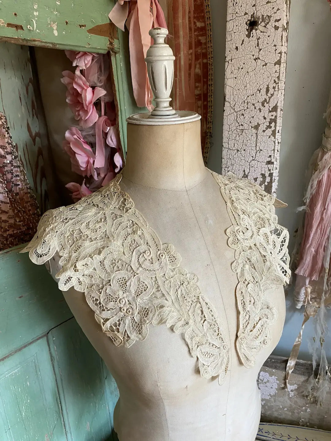 Antique Early 19th French Lace Collar Battenburg