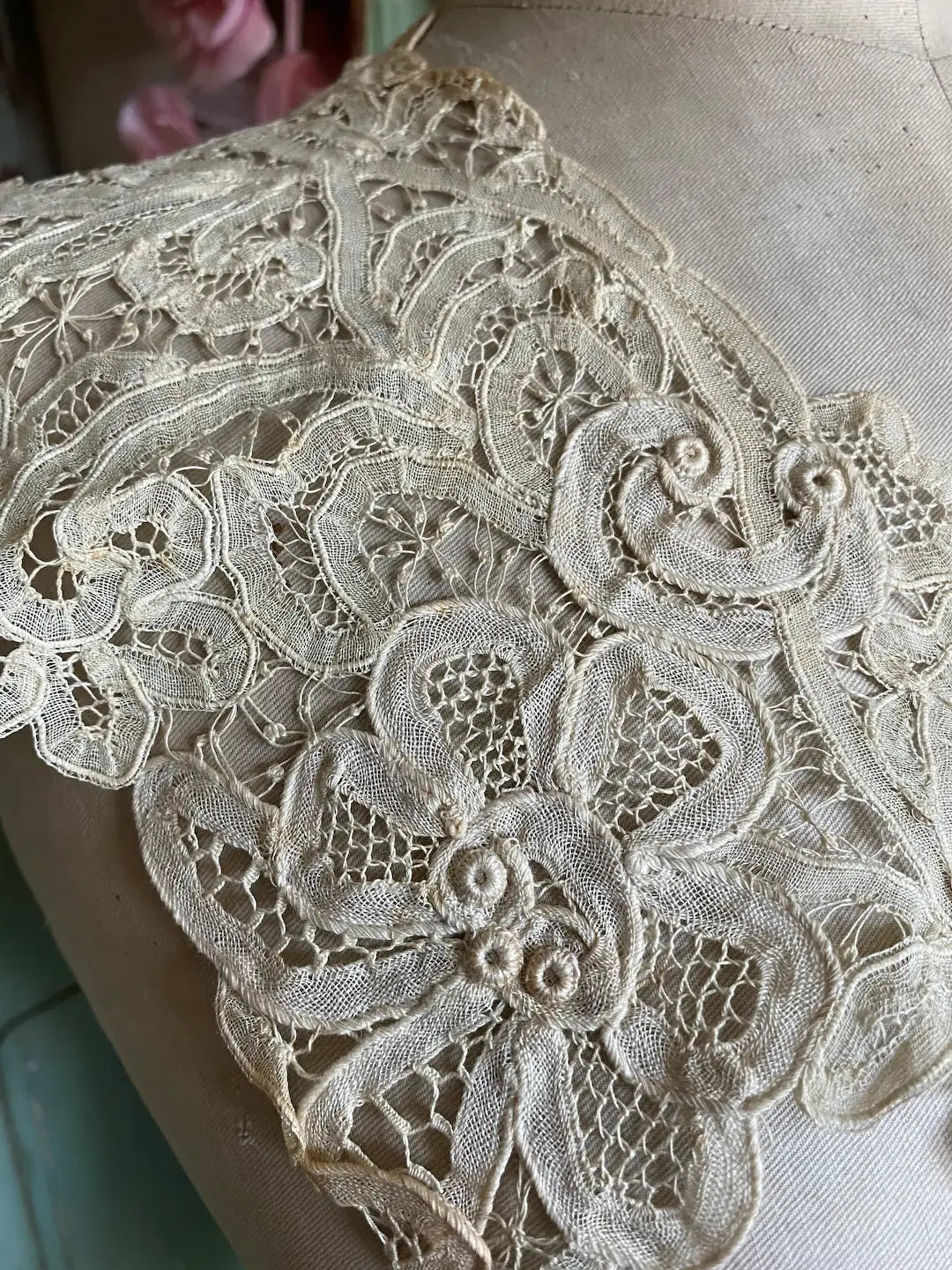 Antique Early 19th French Lace Collar Battenburg