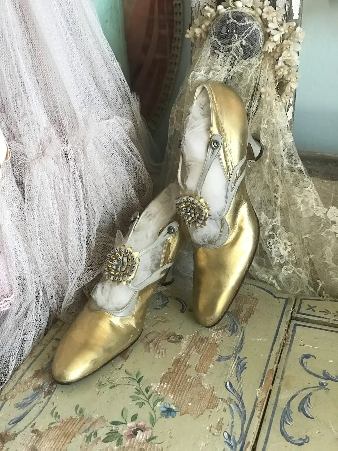 Antique c1920 Gold Paris Label Shoes