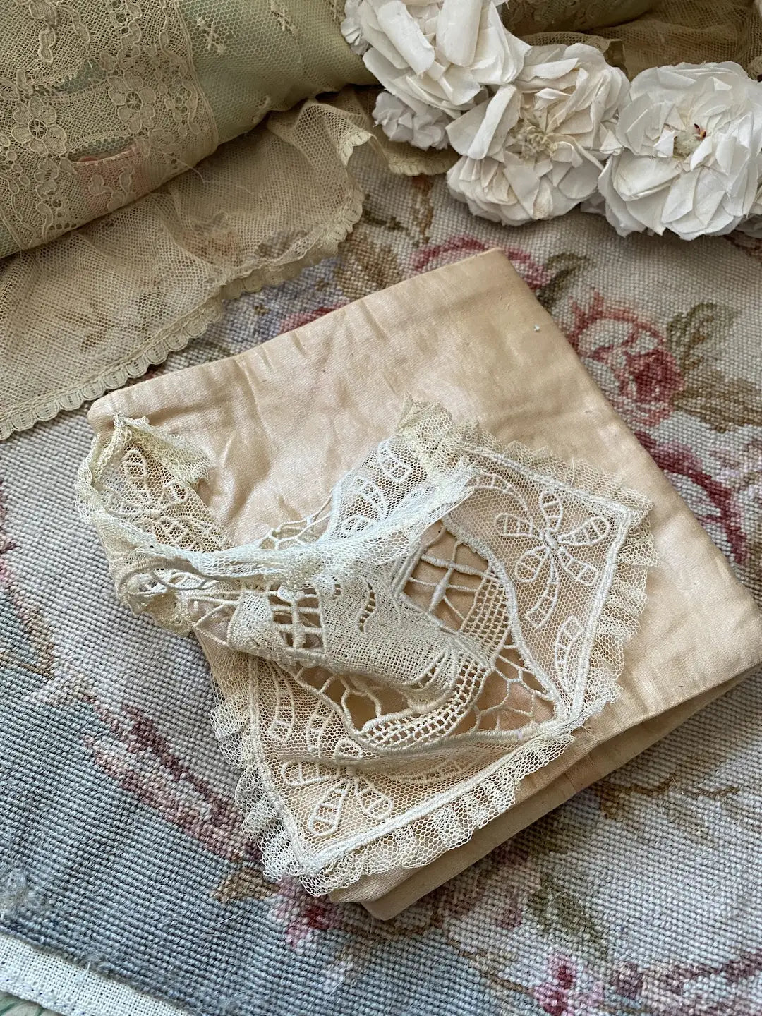 Antique Peach Silk Hankie Holder