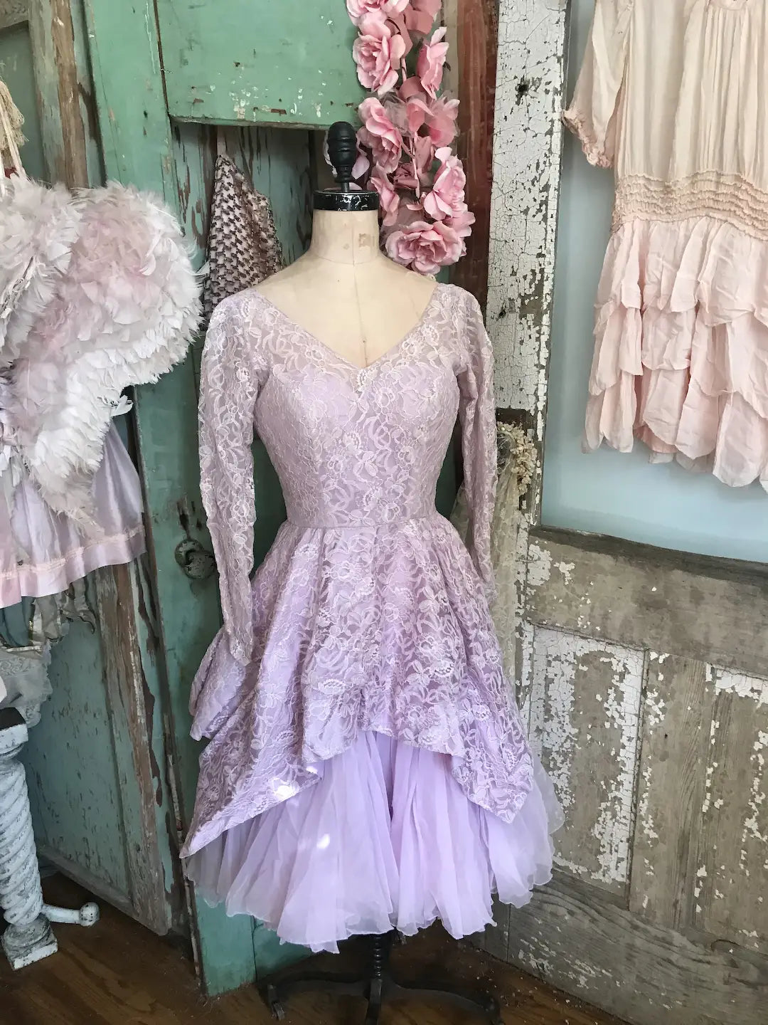 Vintage Lilac Pink Lace Prom Dress
