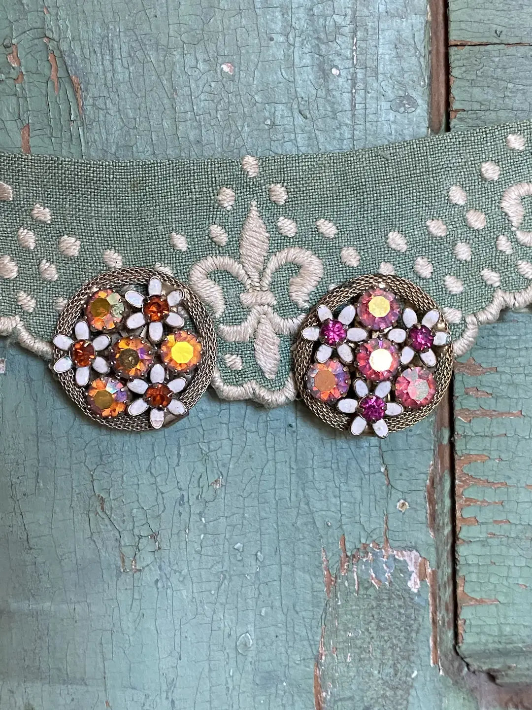 Vintage Earrings Clip On Aurora Borealis Pink Rhinestone