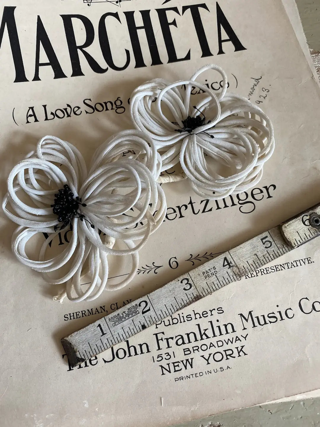 Vintage Millinery Flowers Black White