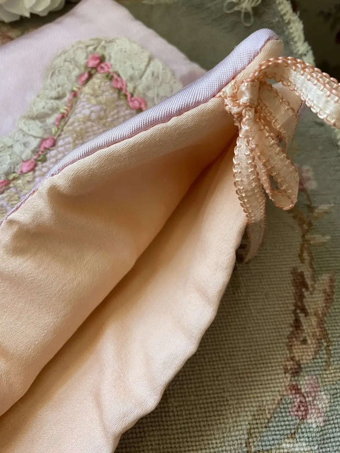 Vintage Hankie Delicates Holder Ribbonwork