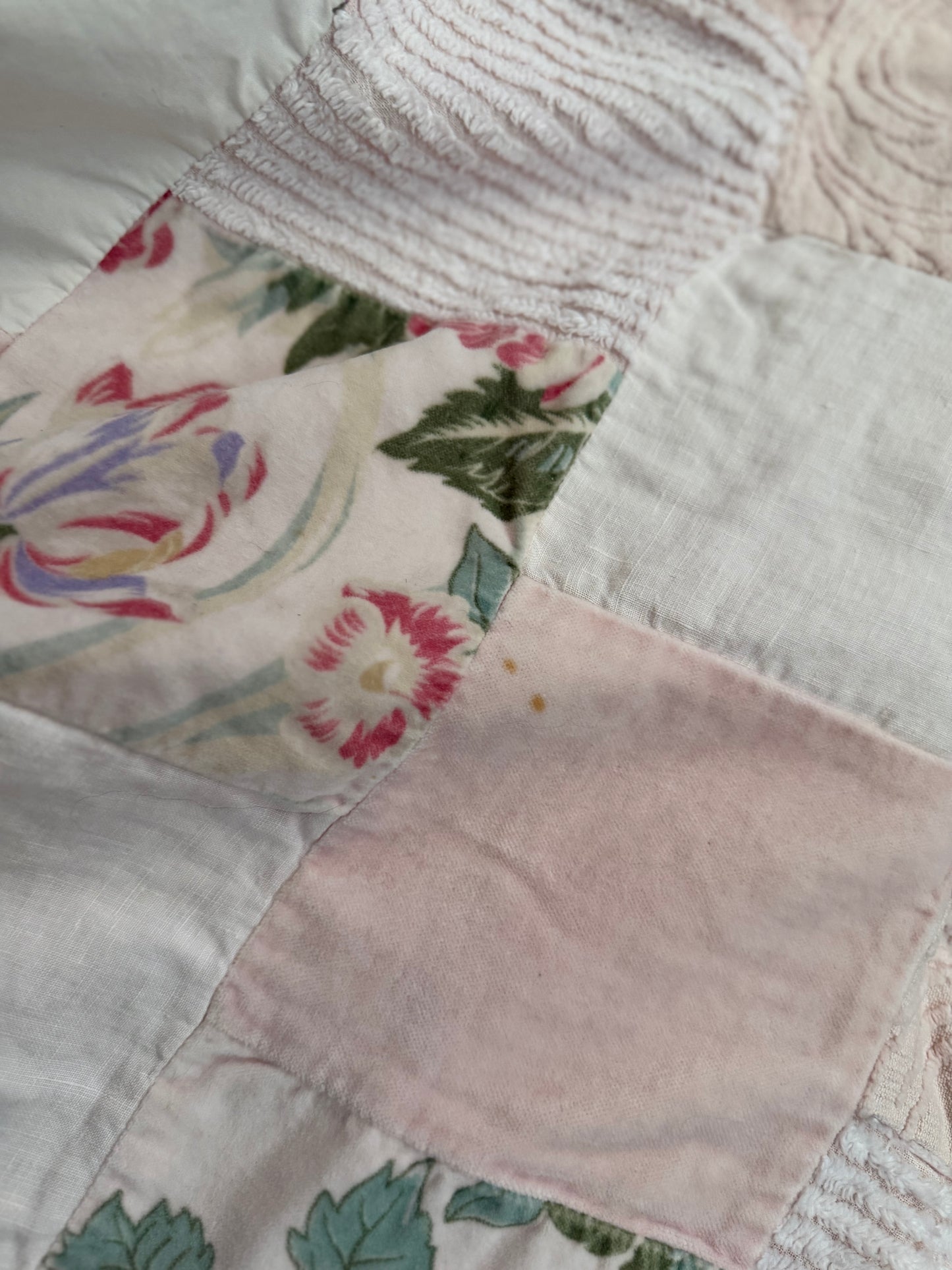 Bella Notte Pink Personal Comforter Quilt