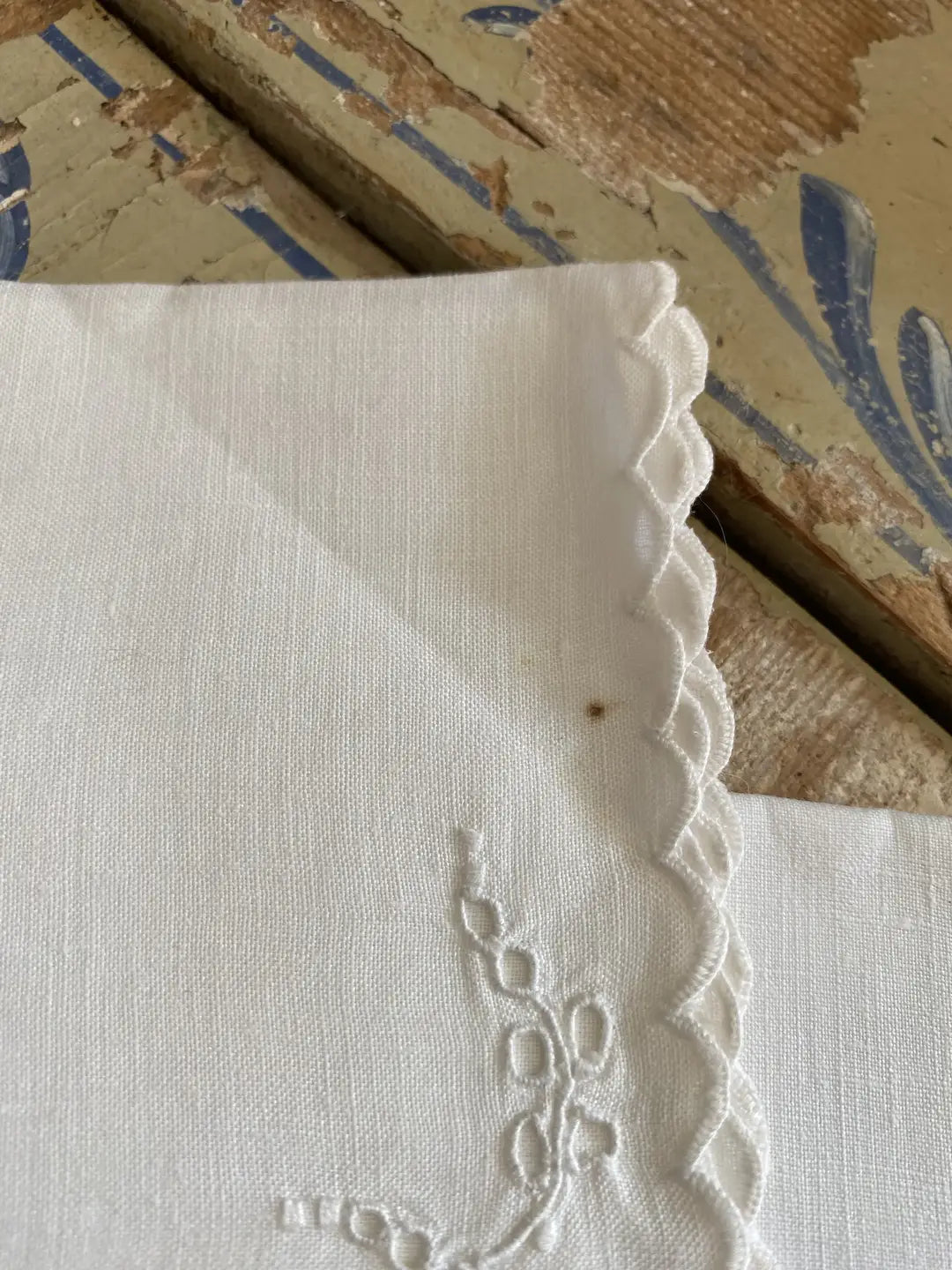 Collection 12pc Antique White Embroidered Napkins