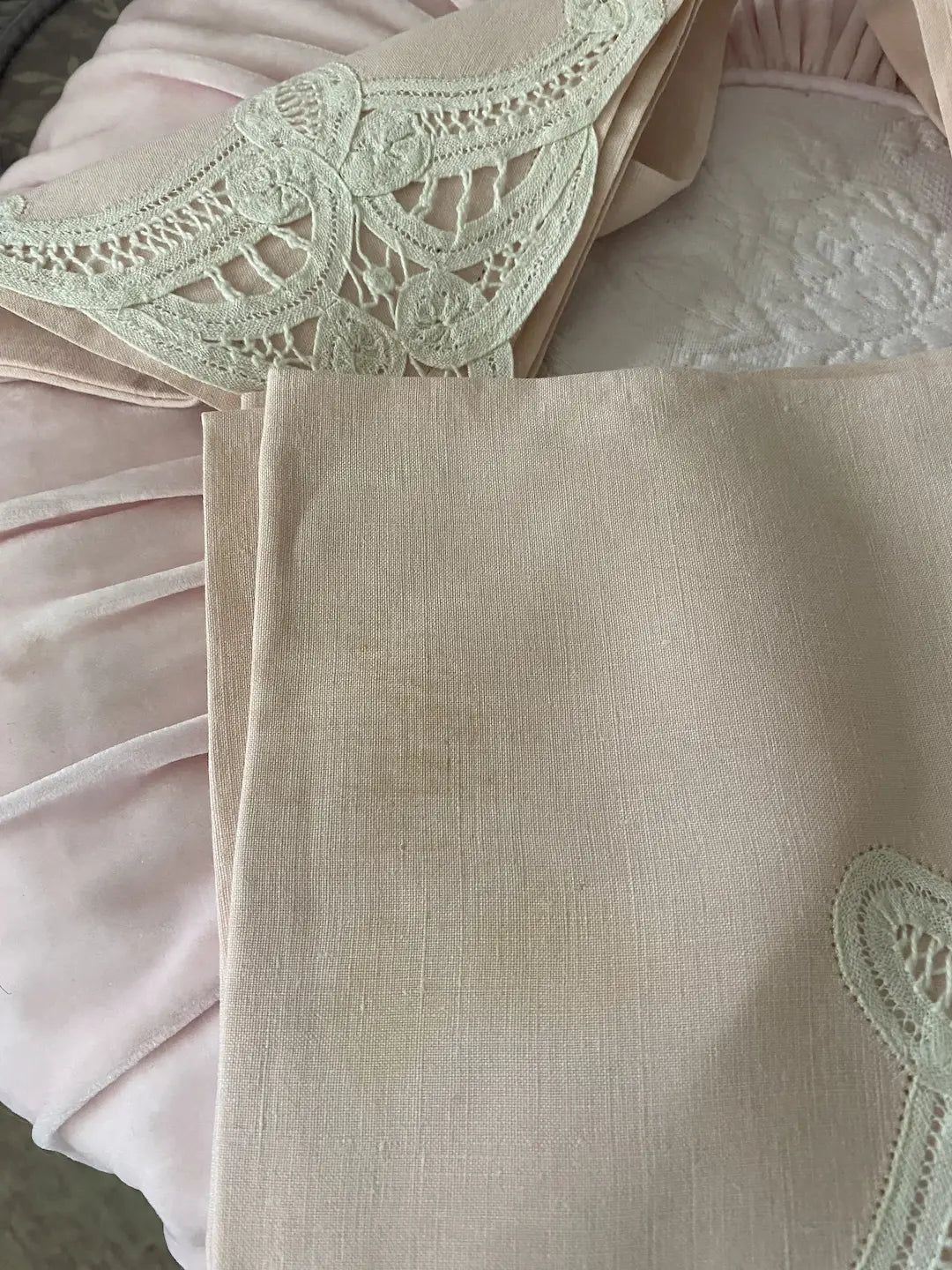 Collection 6 Antique Pale Pink Linen Battenberg Lace Napkins