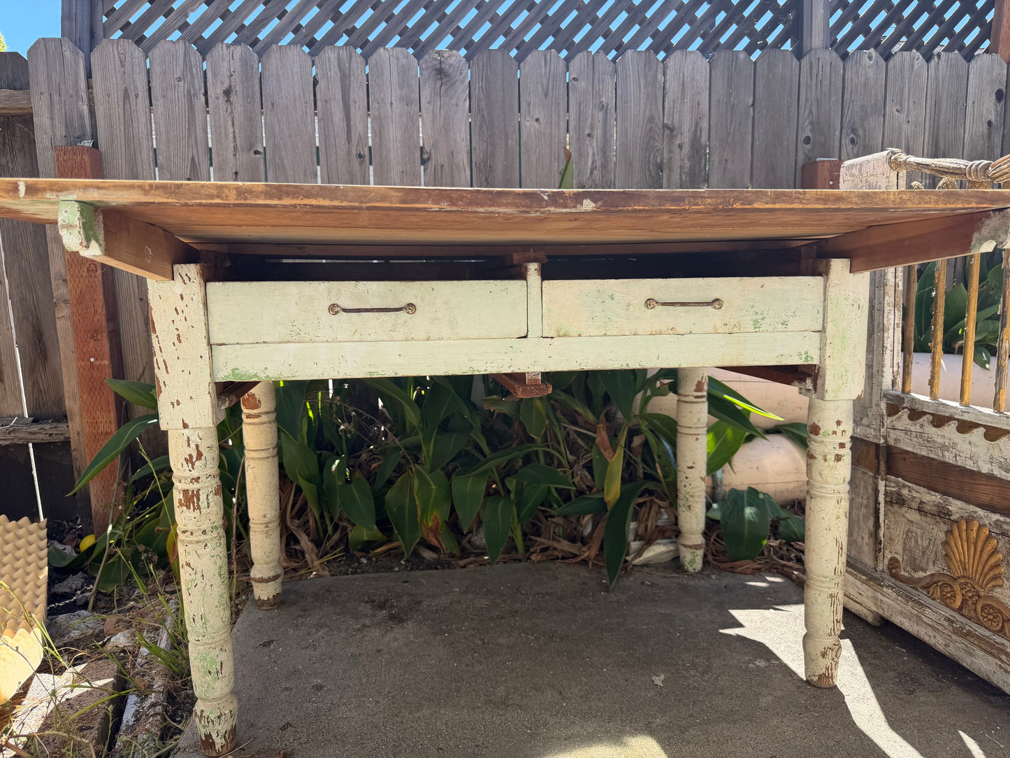 Antique Chippy Shabby Chic Expandable Table