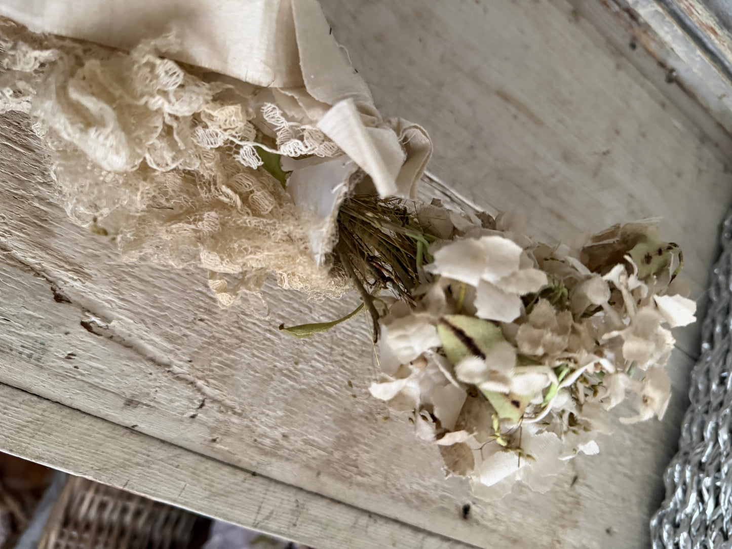 Preview millinery
