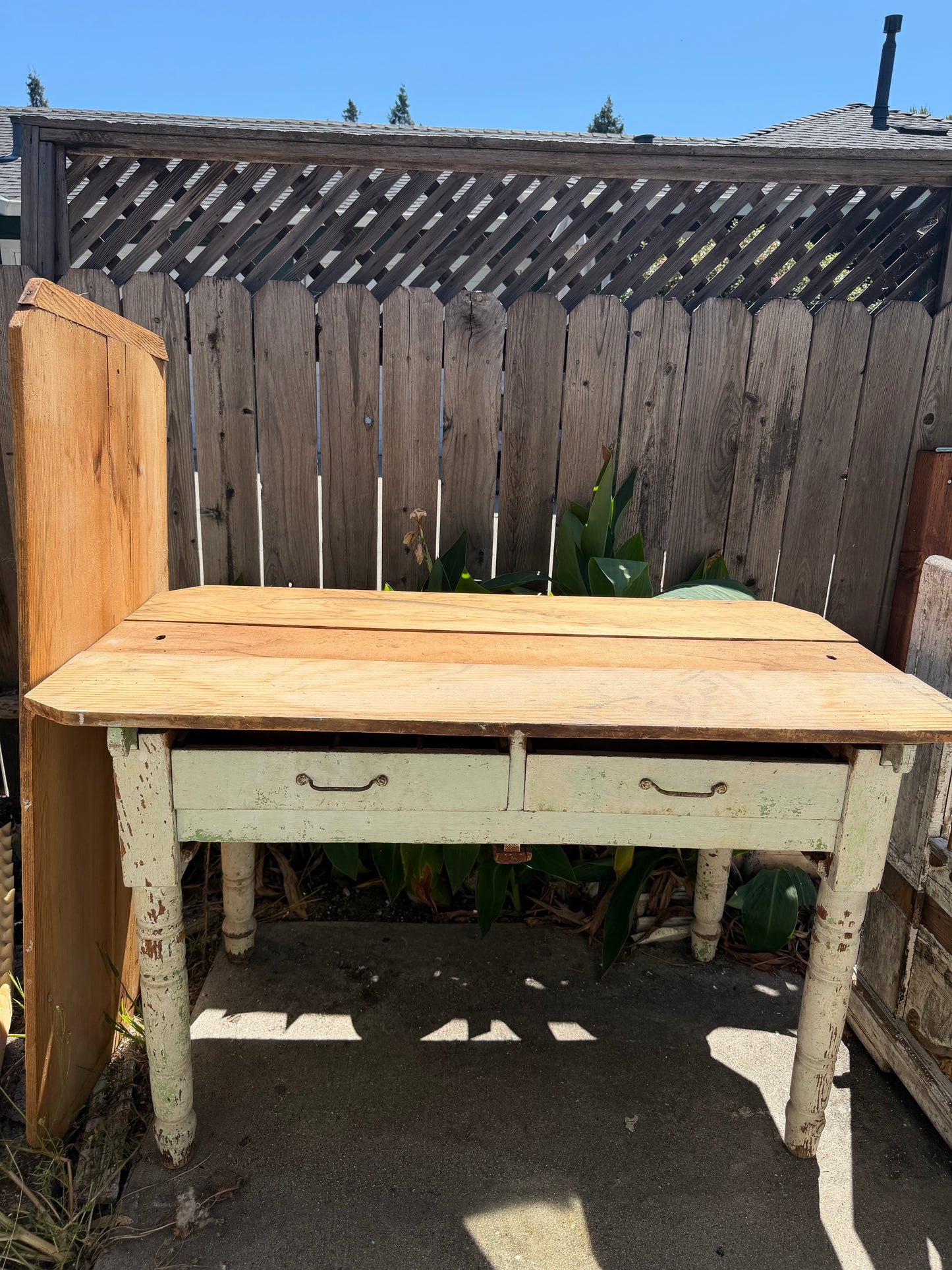 Antique Chippy Shabby Chic Expandable Table