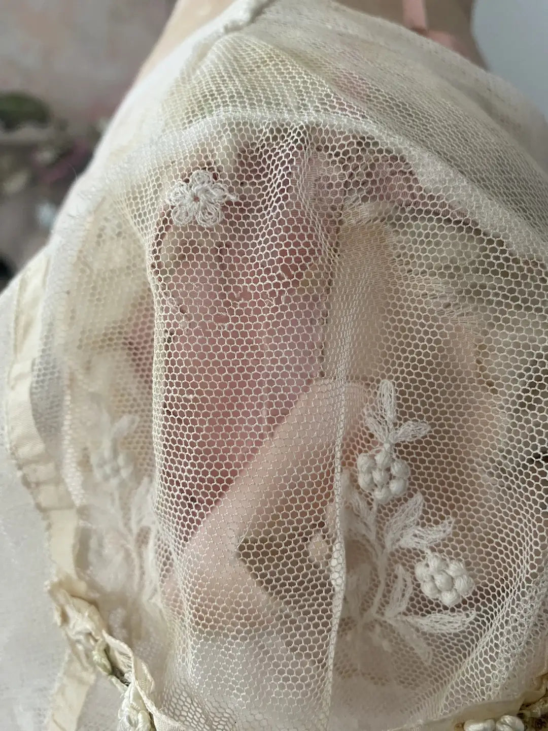 Antique White Lace Summer Bodice Ribbonwork