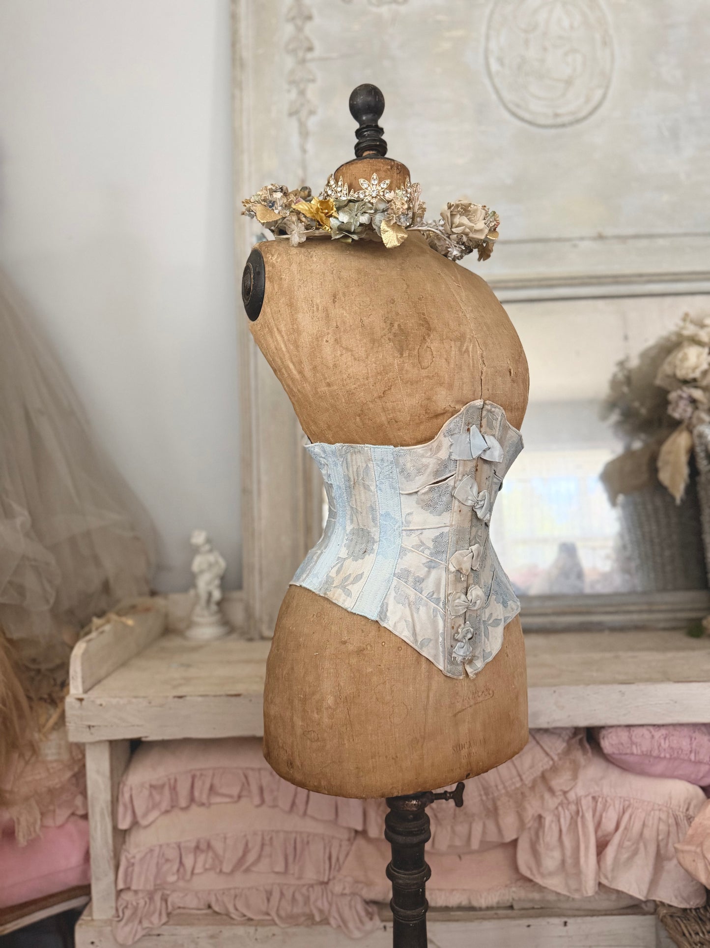 Antique Stockman Wasp Waist Mannequin