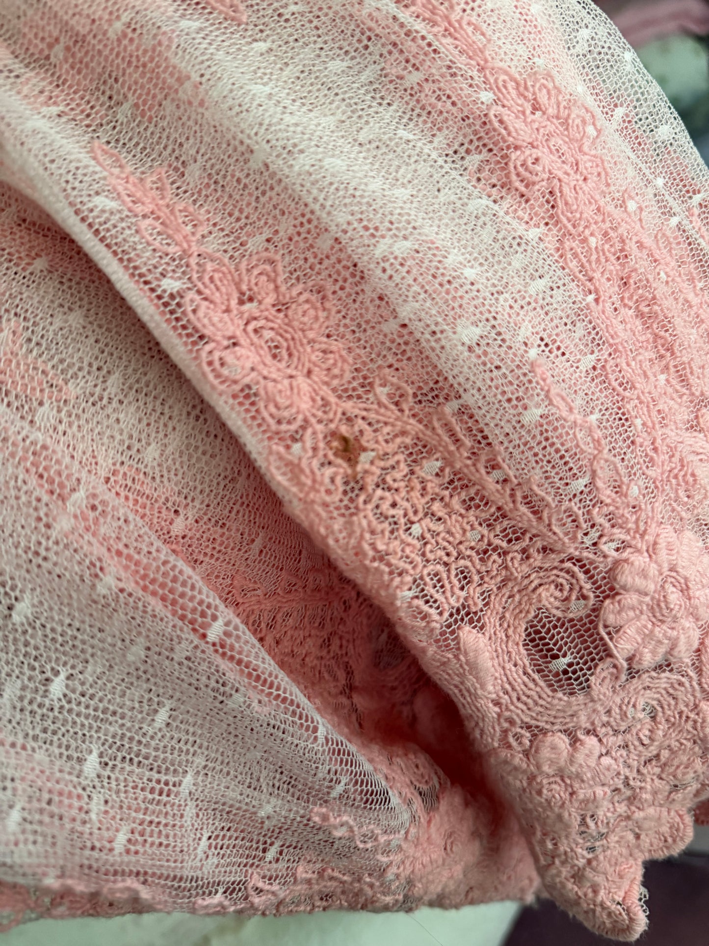 Pair Bella Notte Pink Olive Lace Pillowcases