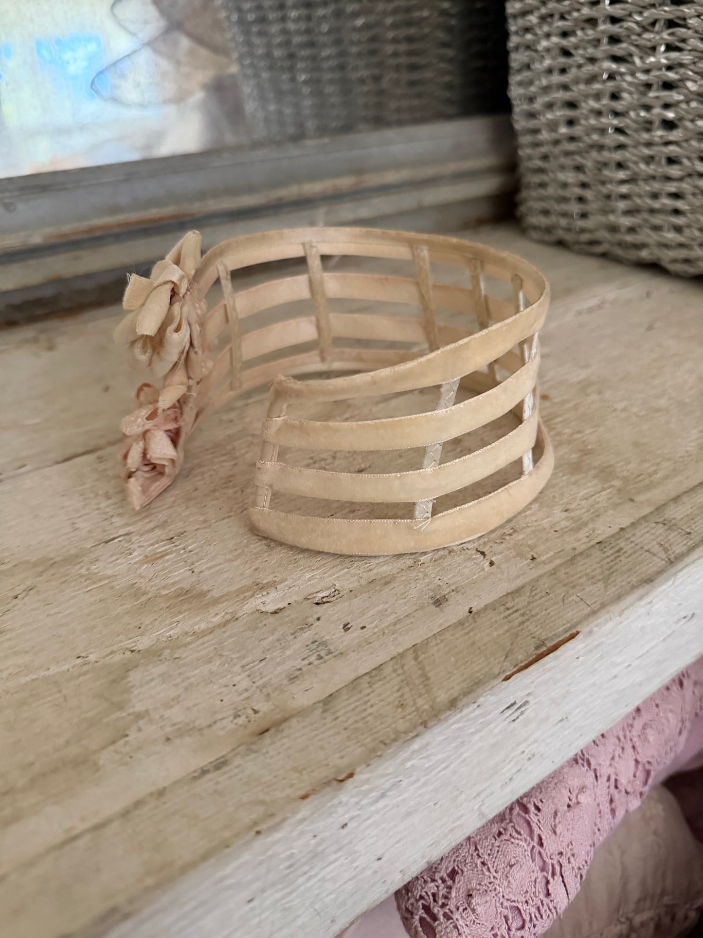 Antique Pink Velvet Gate Ribbon Rosette Collar