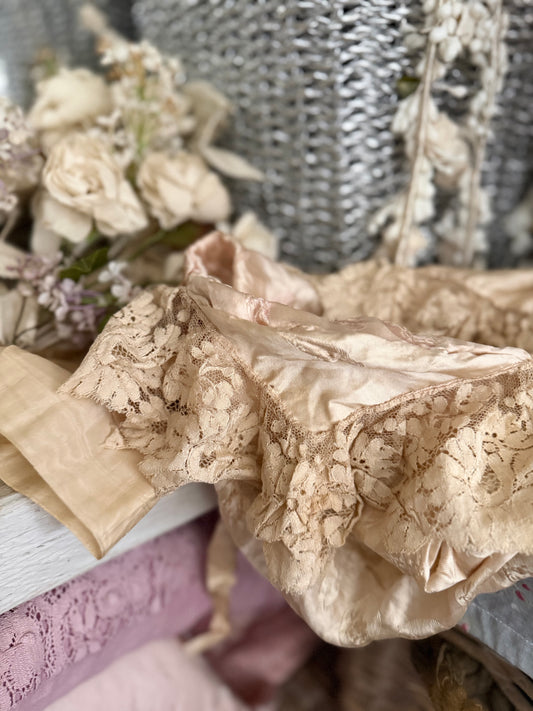 Antique Pink Silk Lace Ribbon Boudoir Bag