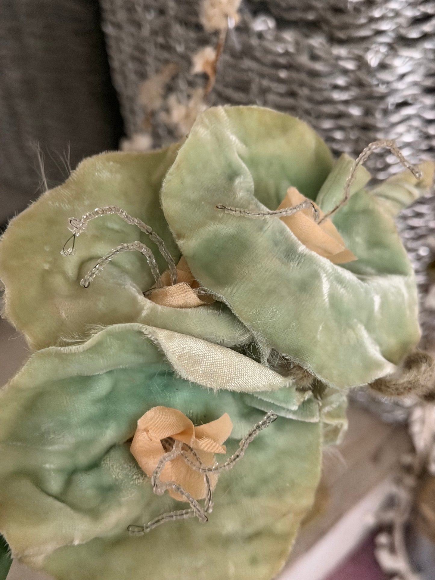 Collection Antique Vintage Millinery Flowers Green
