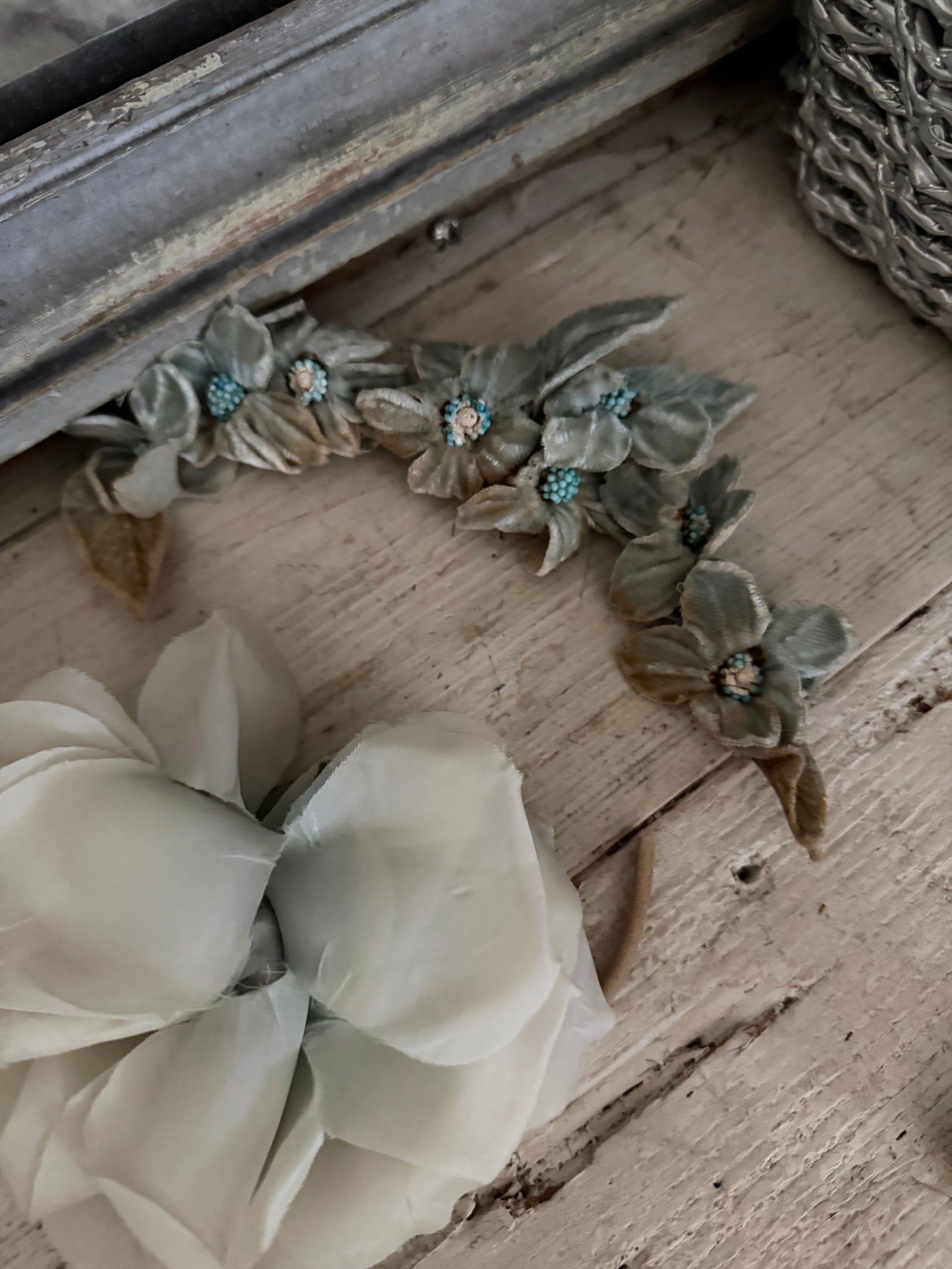 Collection Antique Vintage Millinery Flowers Blue