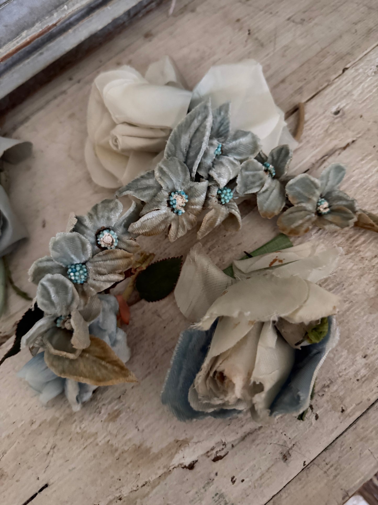 Collection Antique Vintage Millinery Flowers Blue